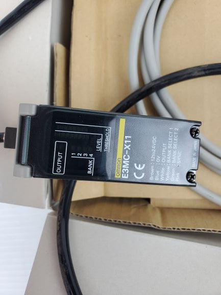 Omron E3MC-X11 LED Full Color Sensor E3MCX11