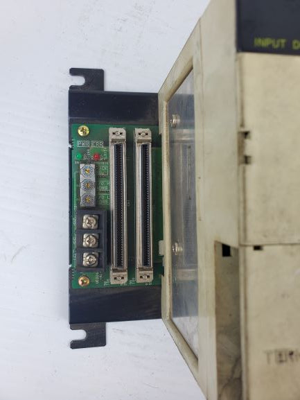 Toyopuc THR-5643 8 Slot Selector Base With Power, Output and Input Modules