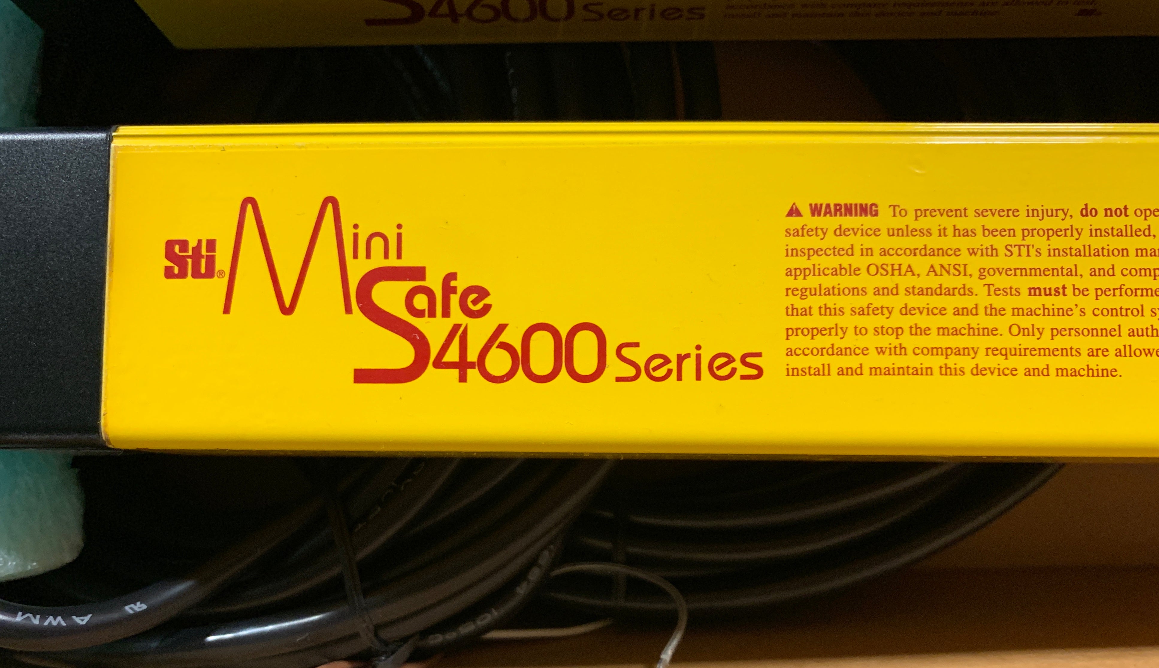 STI 70110-1004 & 70112-004 Mini Safe Light Curtain Set 4600 Series