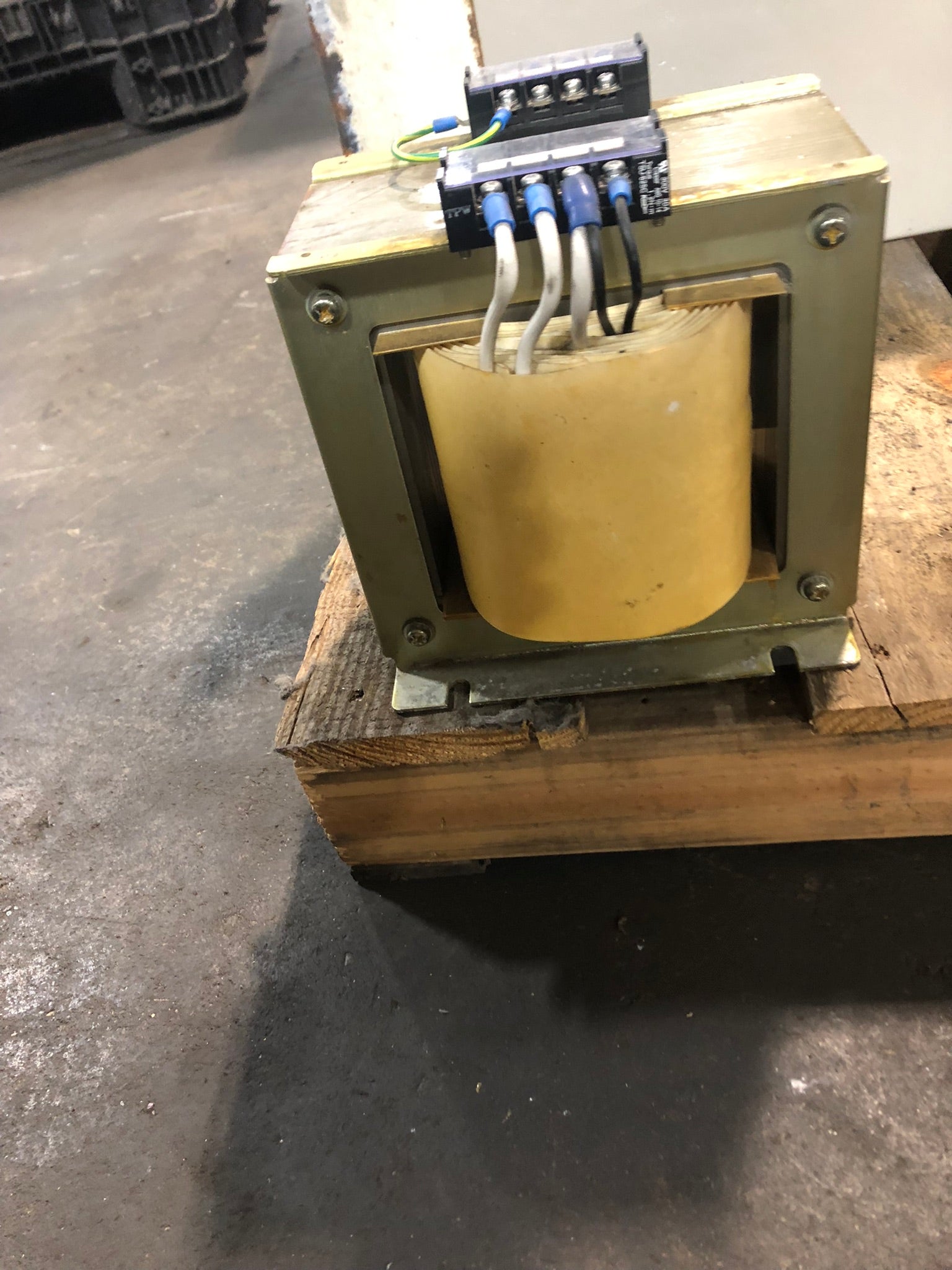 Fuji Electric TR-1 Transformer 2kVa Capacity 0523