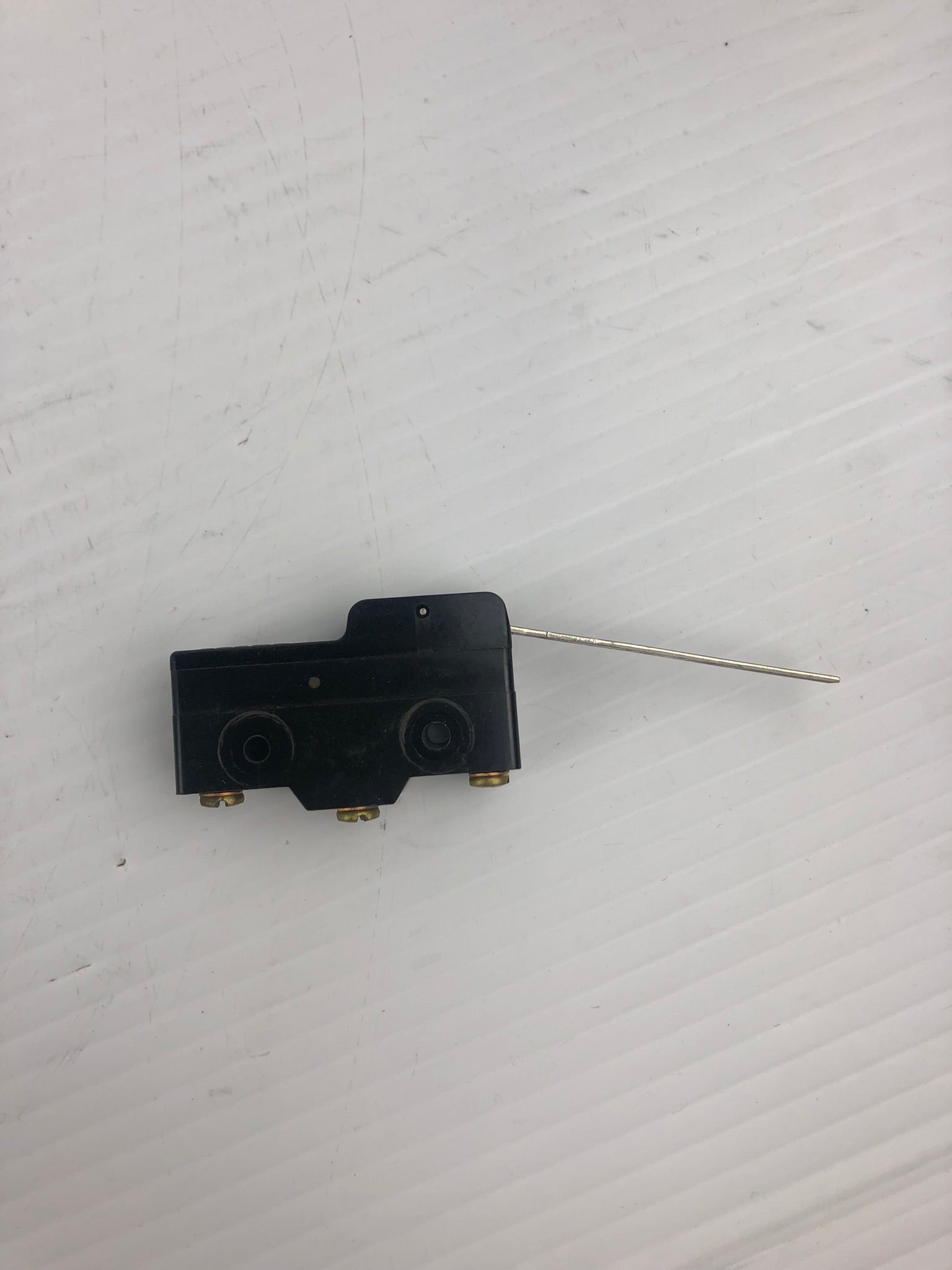 Omron A-20GV130-B7-K Micro Switch - Lot of 5