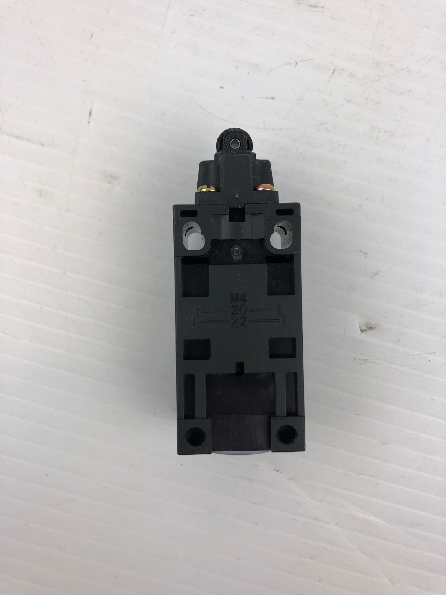 Omron D4D-1132N Safety Switch