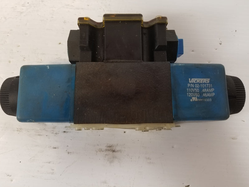 Vickers DG4V-3S-6C-VM-FW-B5-60 Hydraulic Directional Control Valve