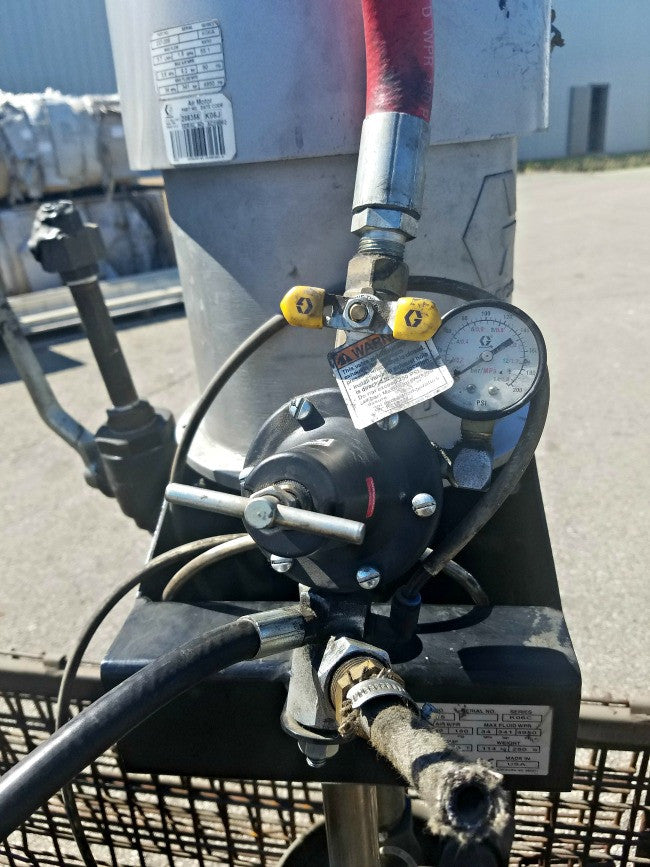 Graco Bulldog 231115 Check-Mate 450 Oil Displacement Pump