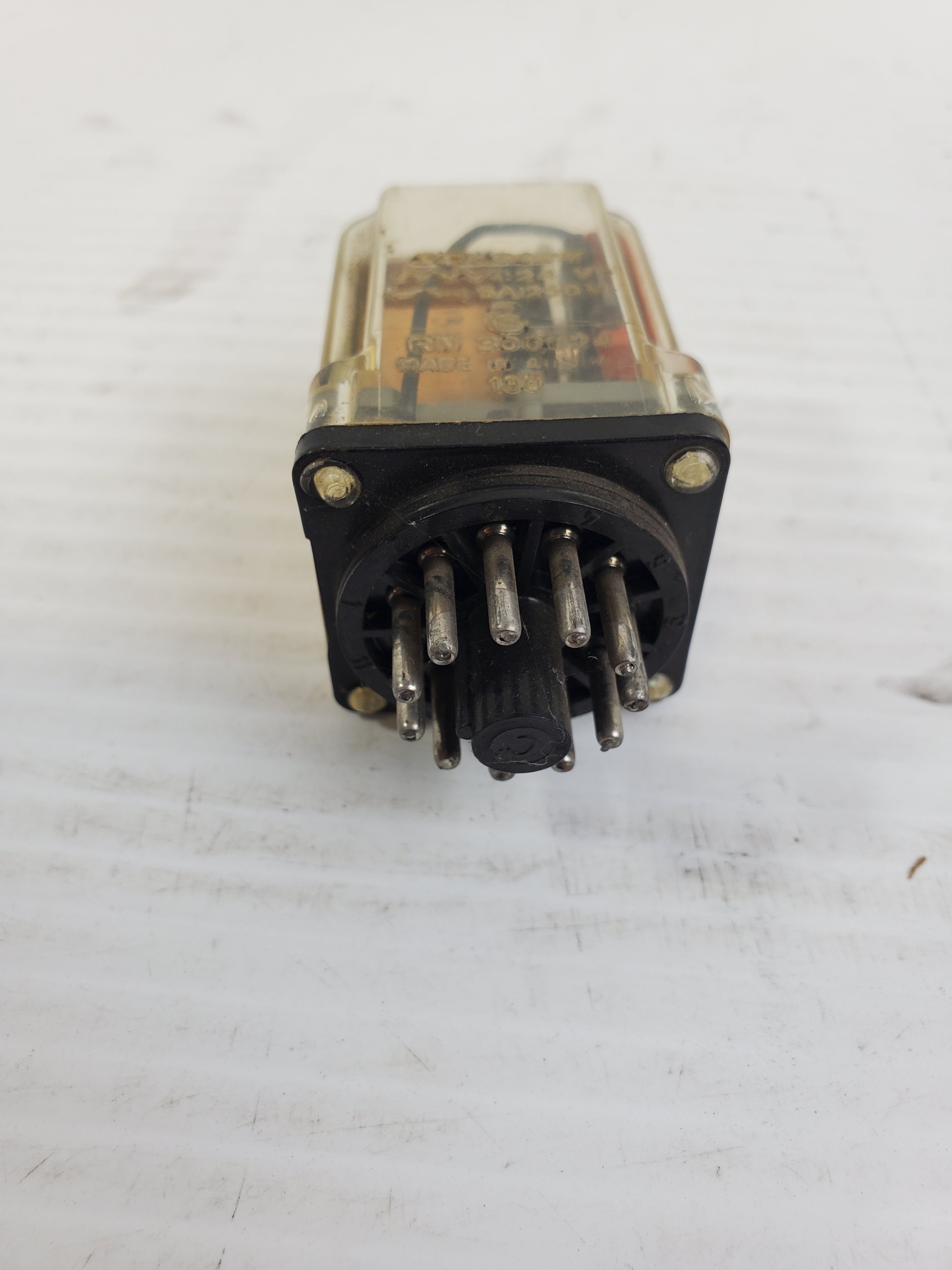 Schrack Relay 300024 24V 5A/250V 190