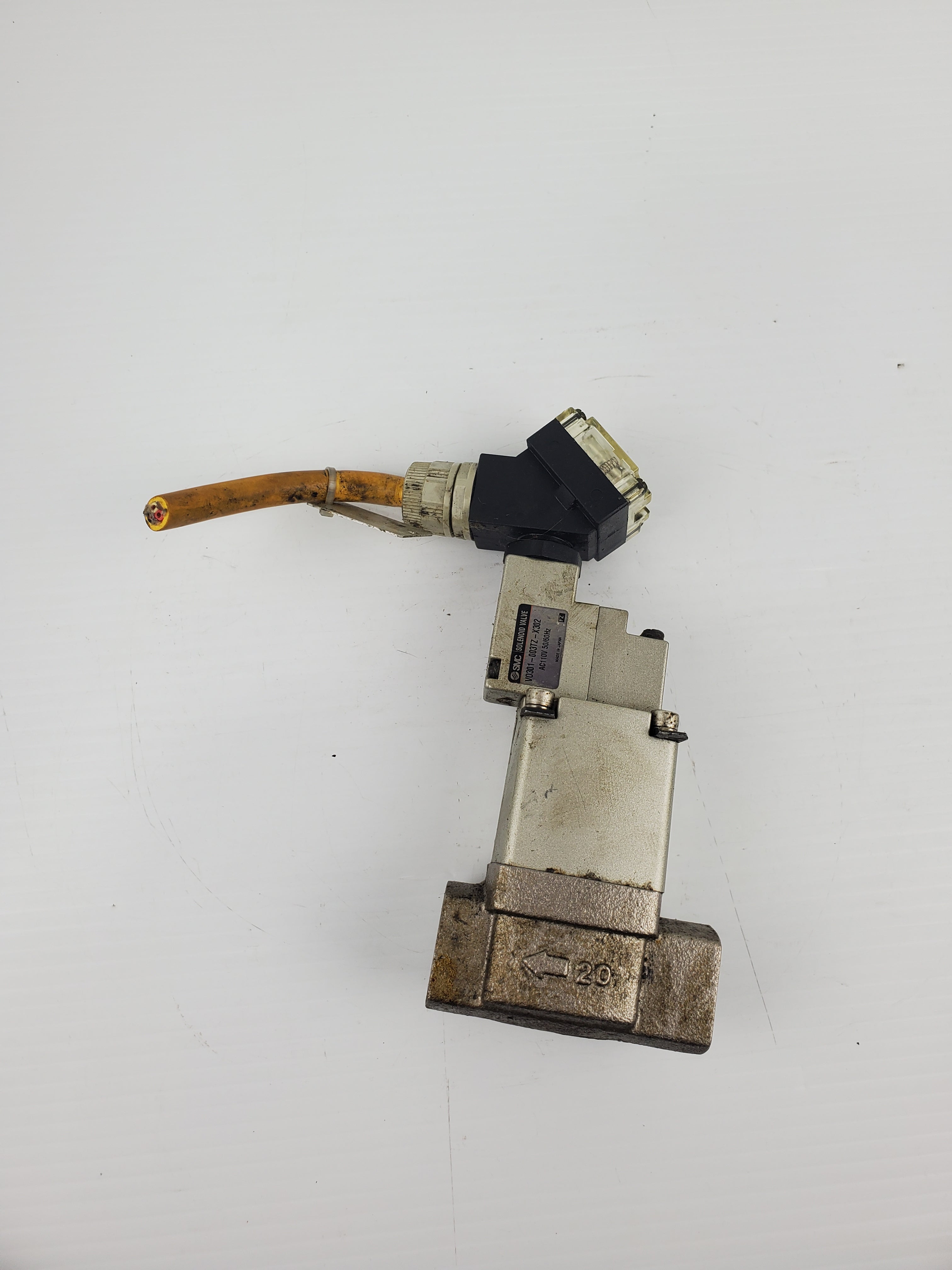 SMC VO301-003TZ-X302 Solenoid Valve with Process Valve 110VAC 50/60 Hz