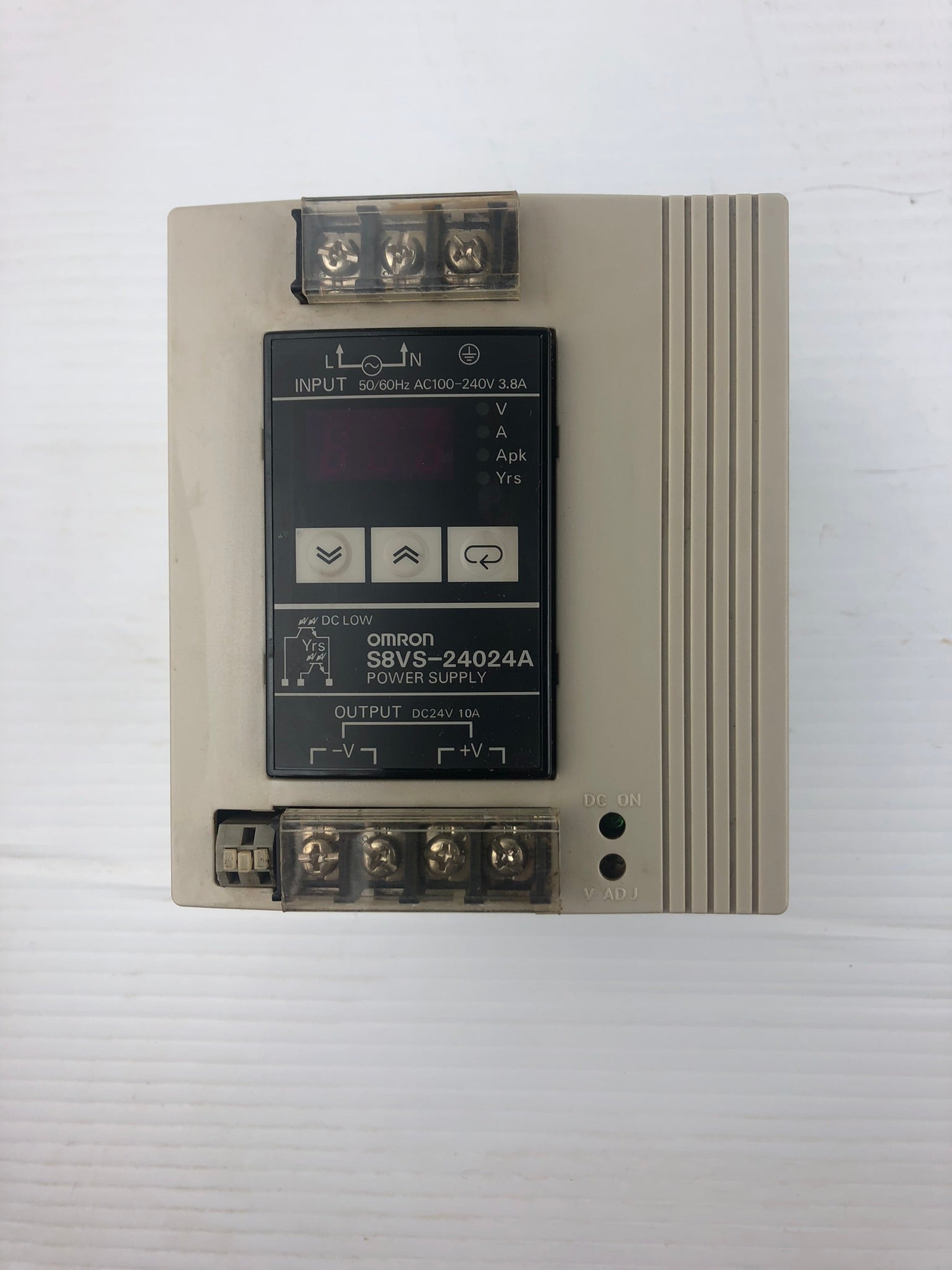 Omron S8VS-24024A Power Supply Input 50/60Hz AC100-240V 3.8A Output DC24V 10A