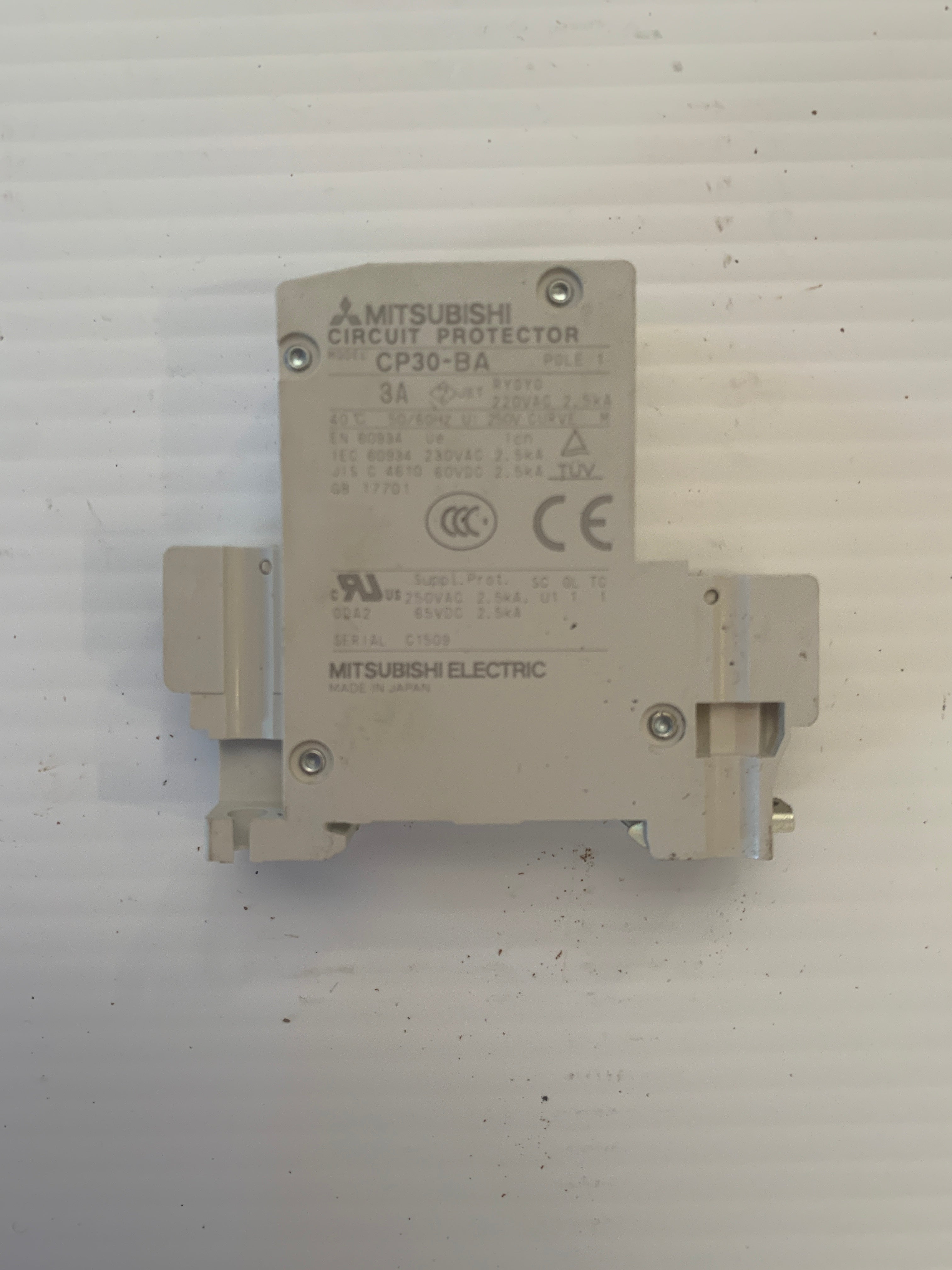 Mitsubishi 1 Pole Circuit Protector CP30-BA 3A