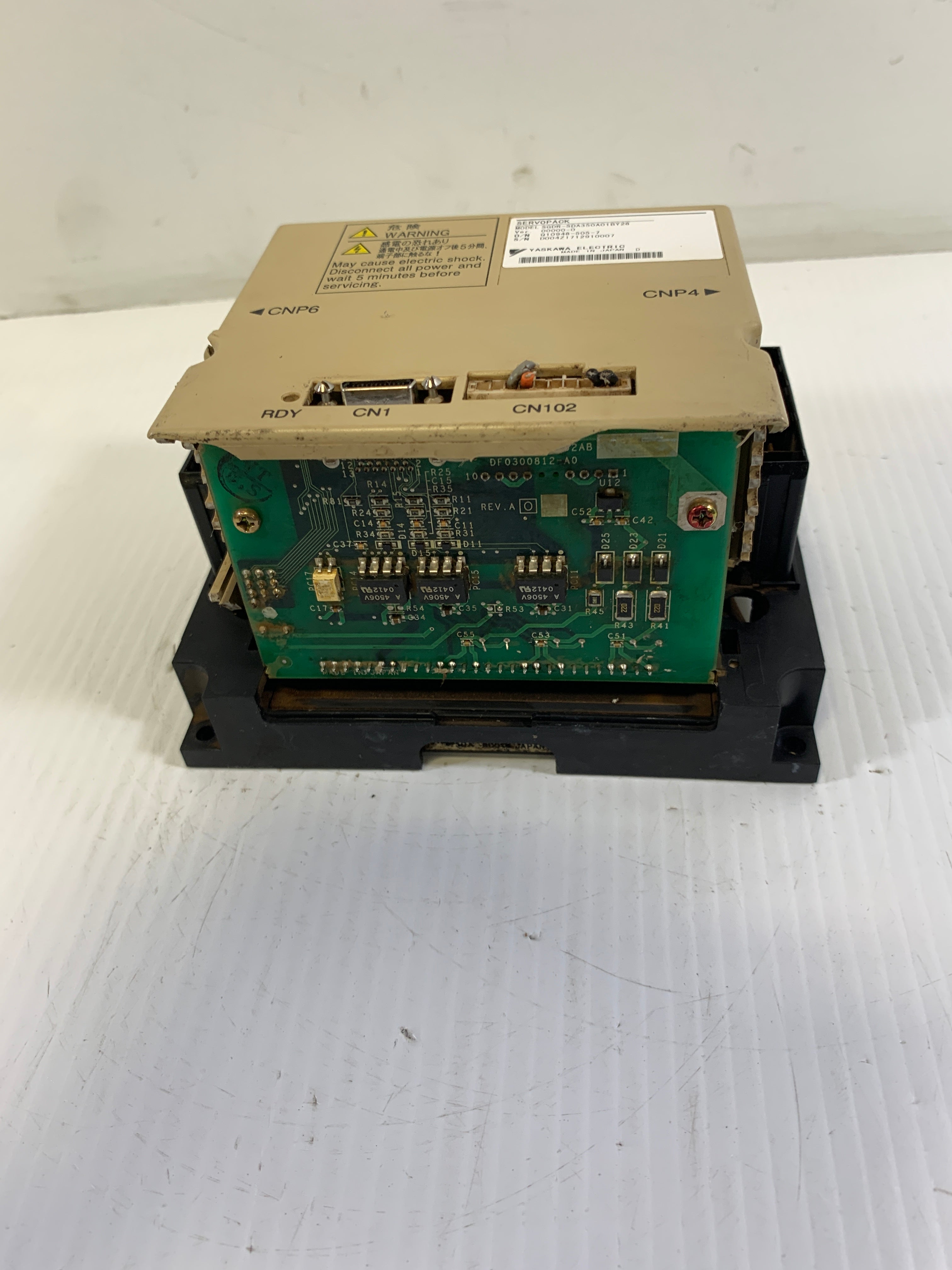 Yaskawa Servopack SGDR-SDA350A01BY28 Drive - Broken Case