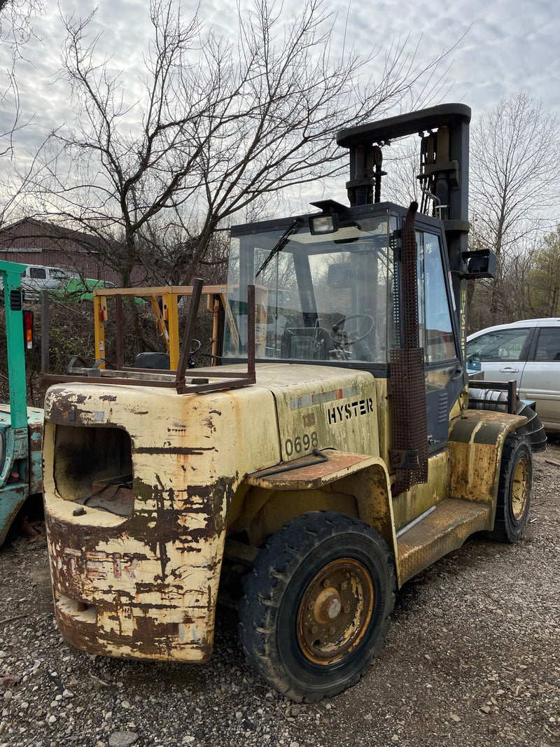 Hyster Forklift H135XL 14,100 Lb. Capacity Solid Pneumatic Dual Tire Lift Truck