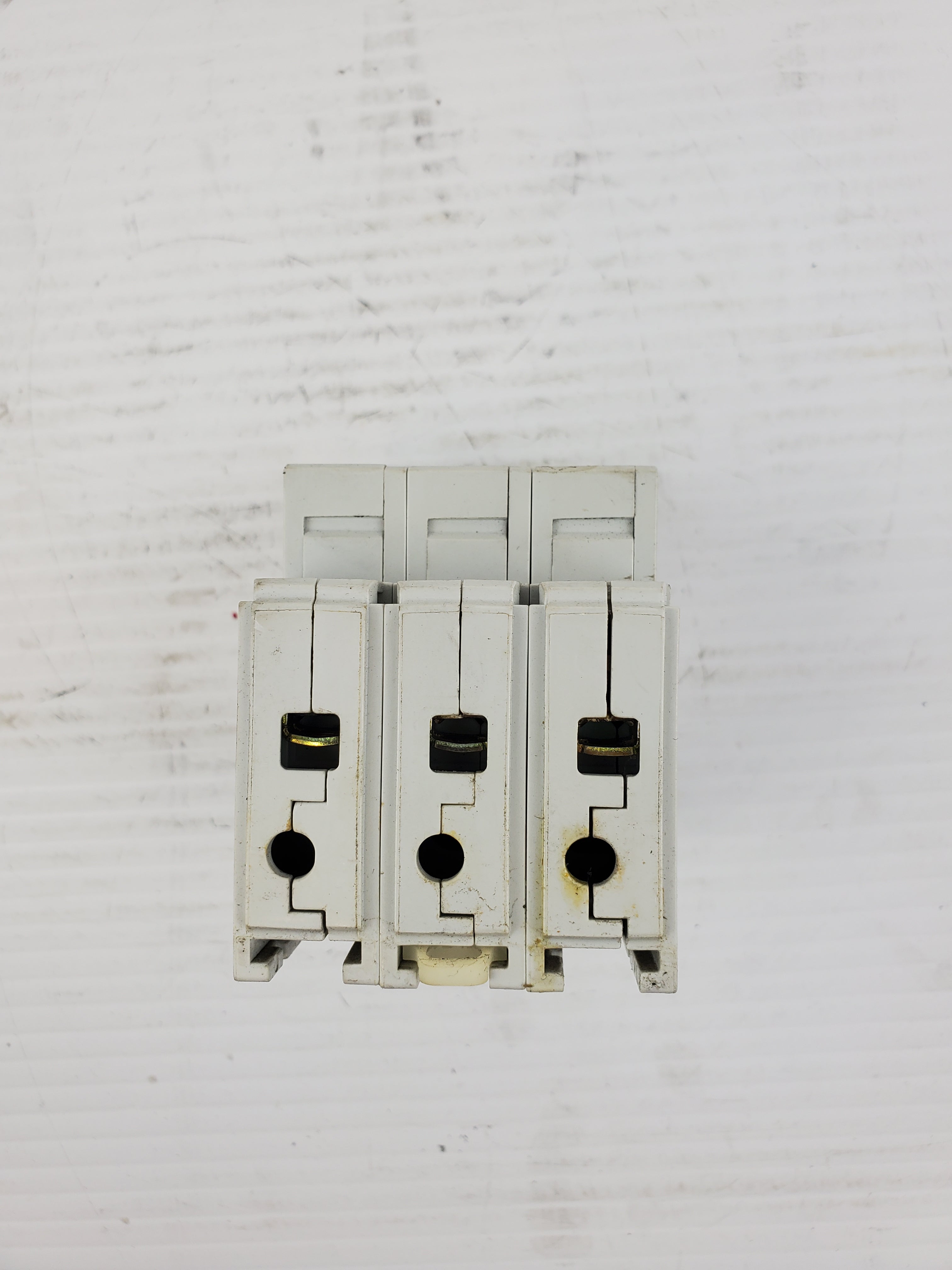 Allen-Bradley 1492-CB3 Series B Circuit Breaker G050 3-Pole 5A