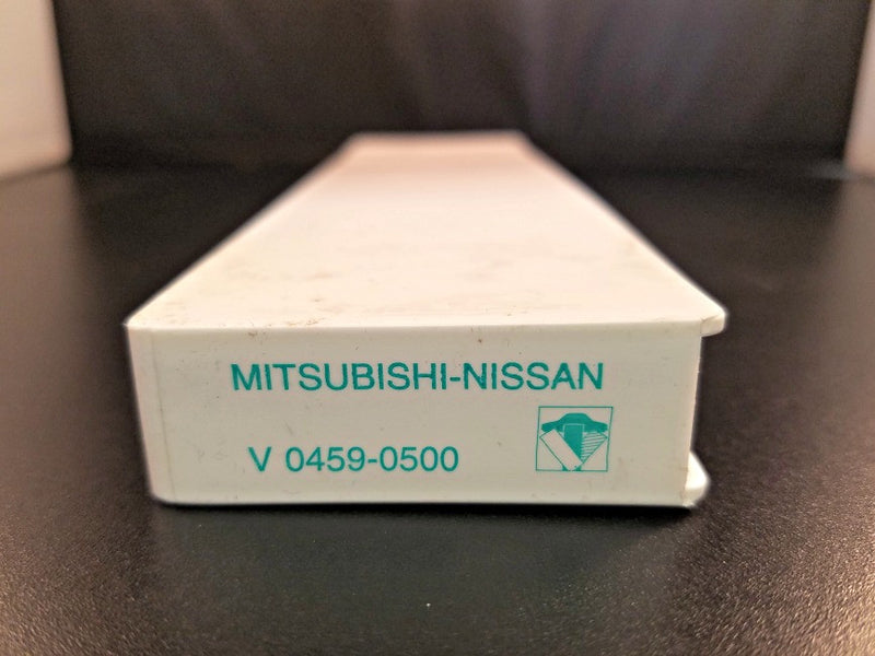 Standox Mitsubishi - Nissan Paint Chip Color Book 1979-1996 Booklet V 0459-0500