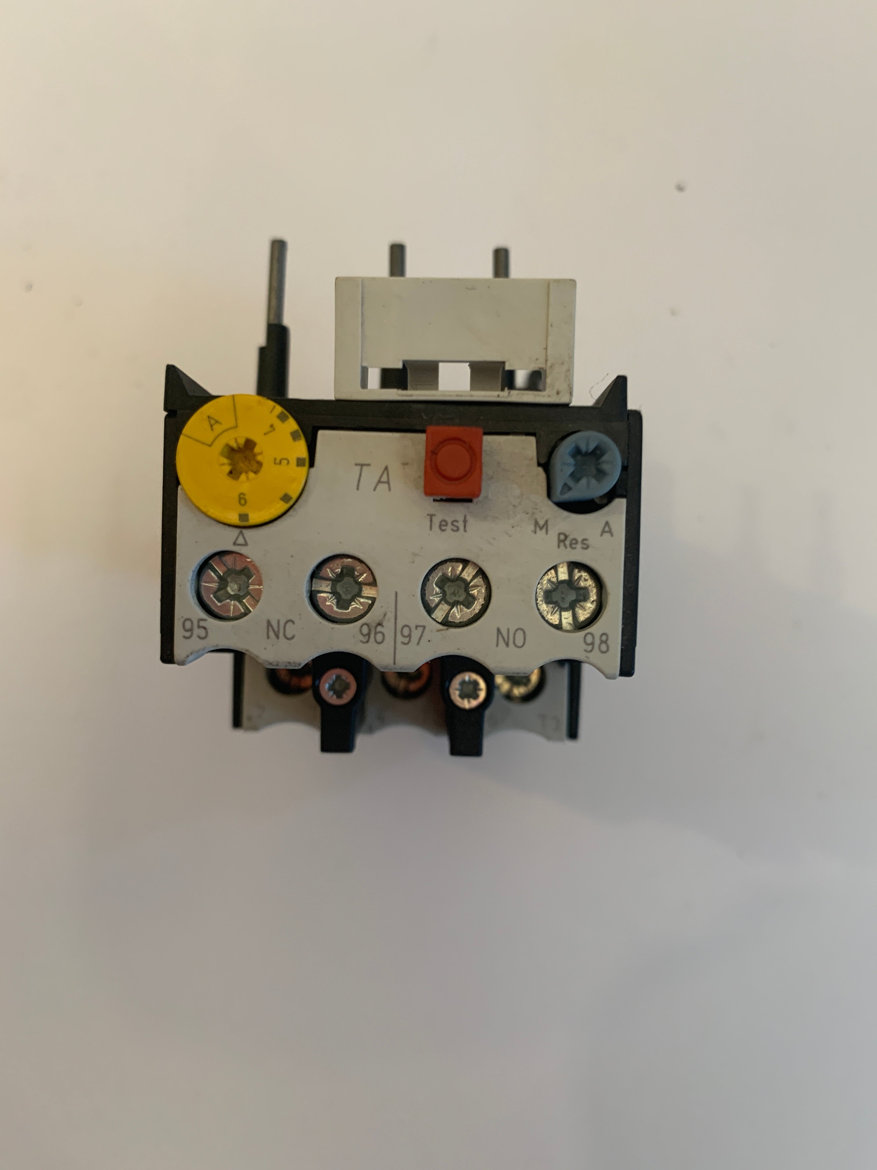 Allen-Bradley Overload Relay 193-TAB60 Series B IEC 947