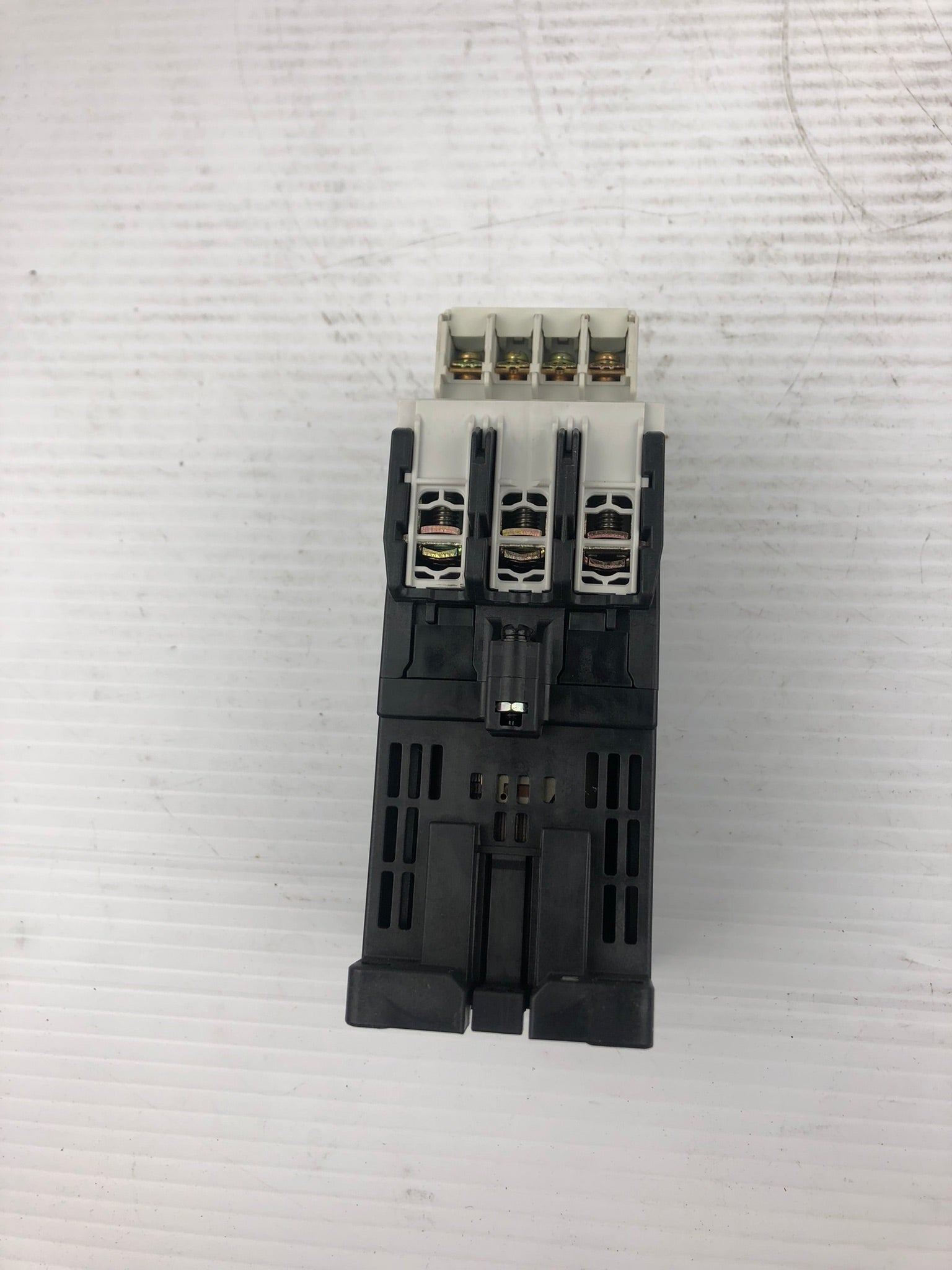 Fuji Electric SC-E1/G SE32AG Contactor SZ-A22/T Auxiliary SZ-Z31 Coil