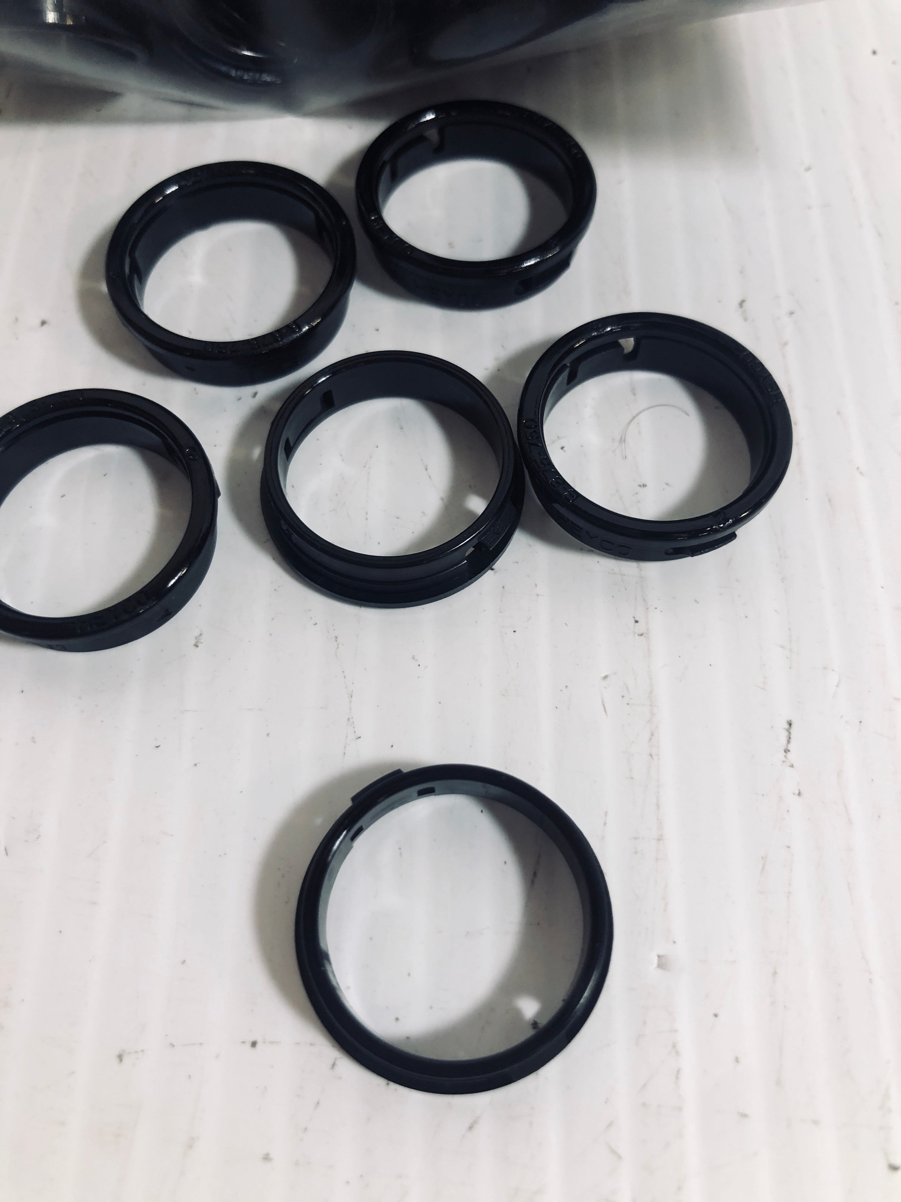 Heyco Shorty Bushing B 875-750 for .875" Hole .75" Nylon Lot of 100