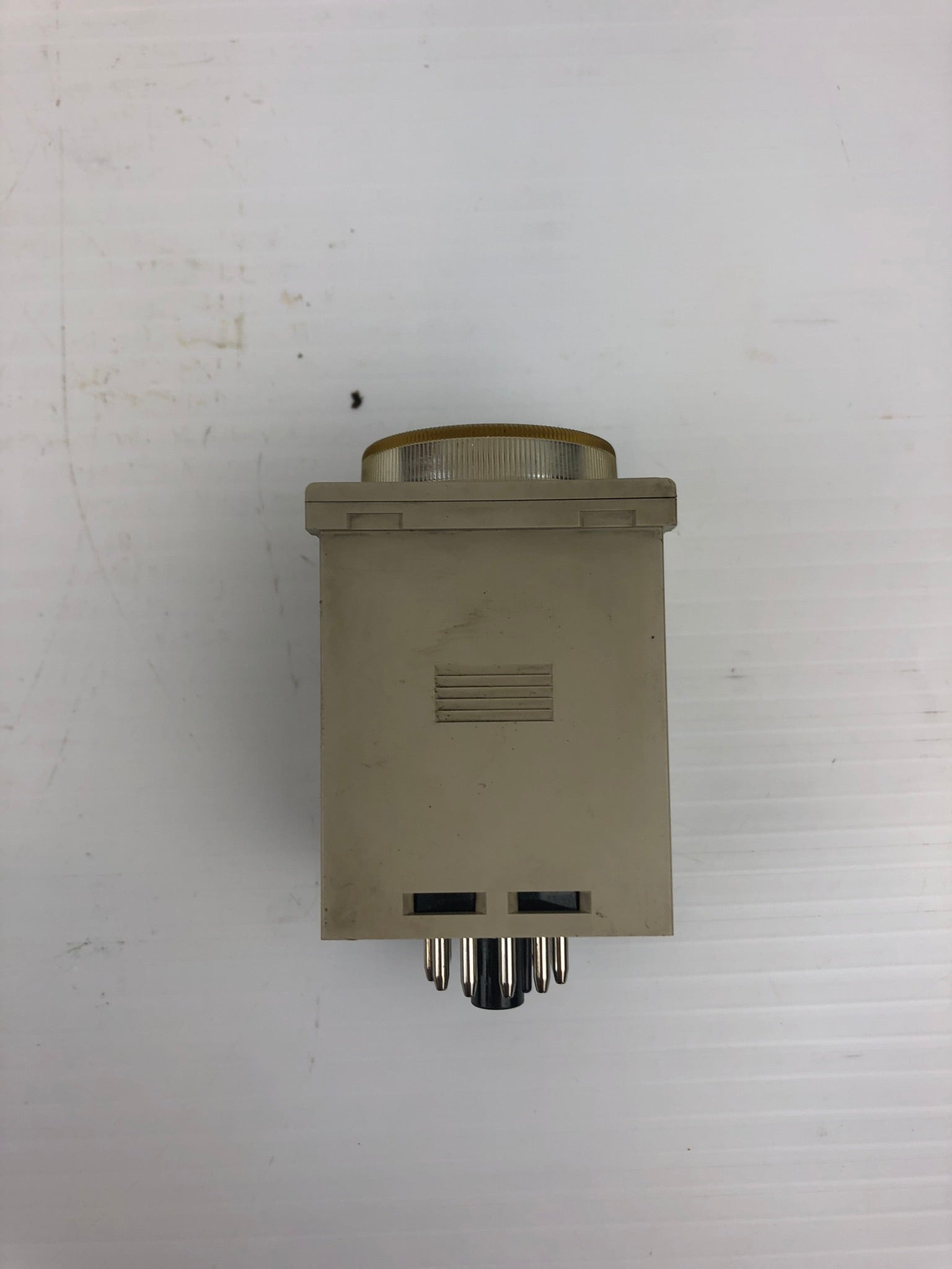OMRON H3CR-A Timer Switch Type 100 tp 240 VAC 50/60Hz 0-12 SEC