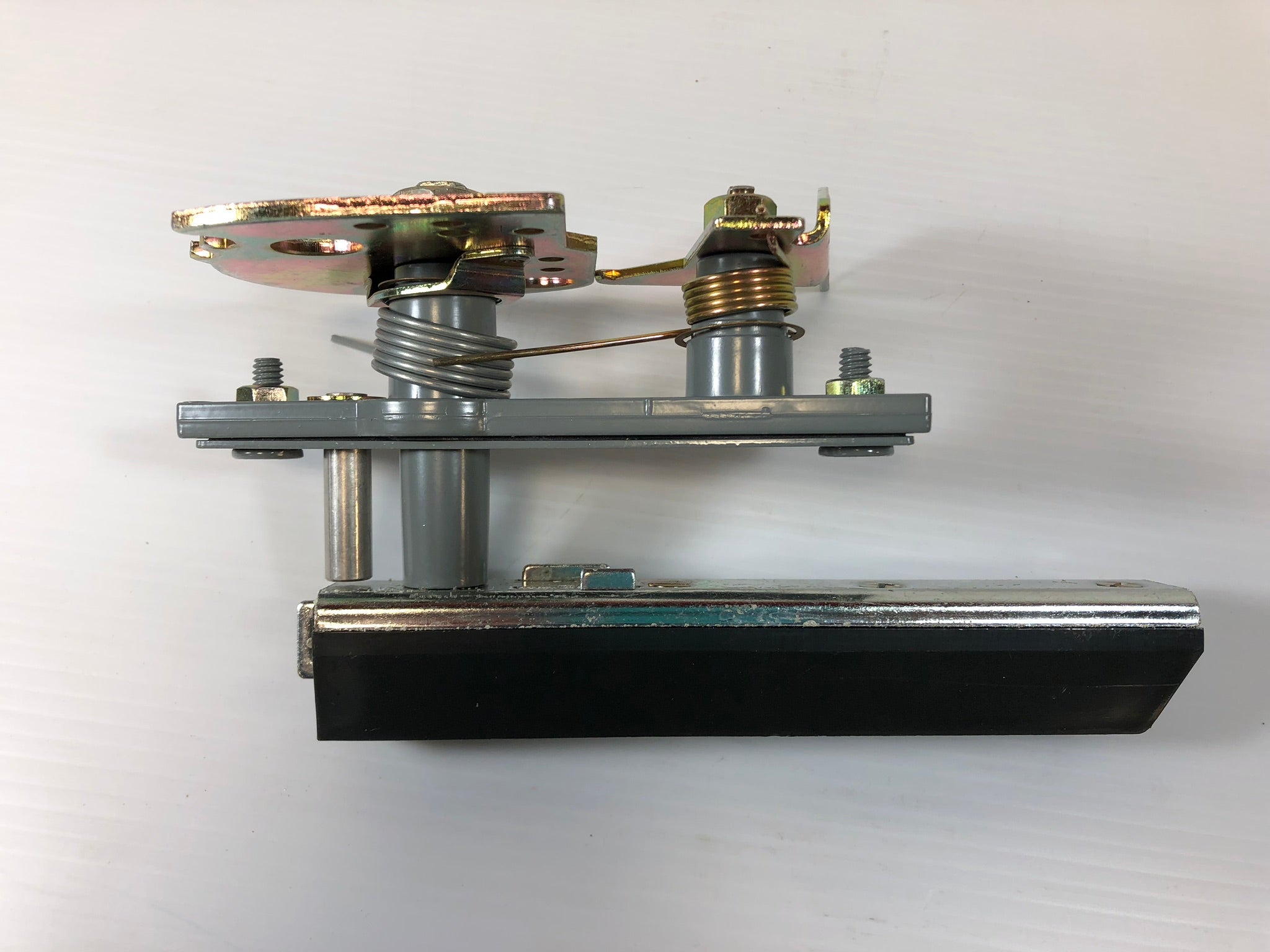Allen-Bradley 1494V-L3 Door Hardware Kit Right Hand Top, Bottom Side Latching