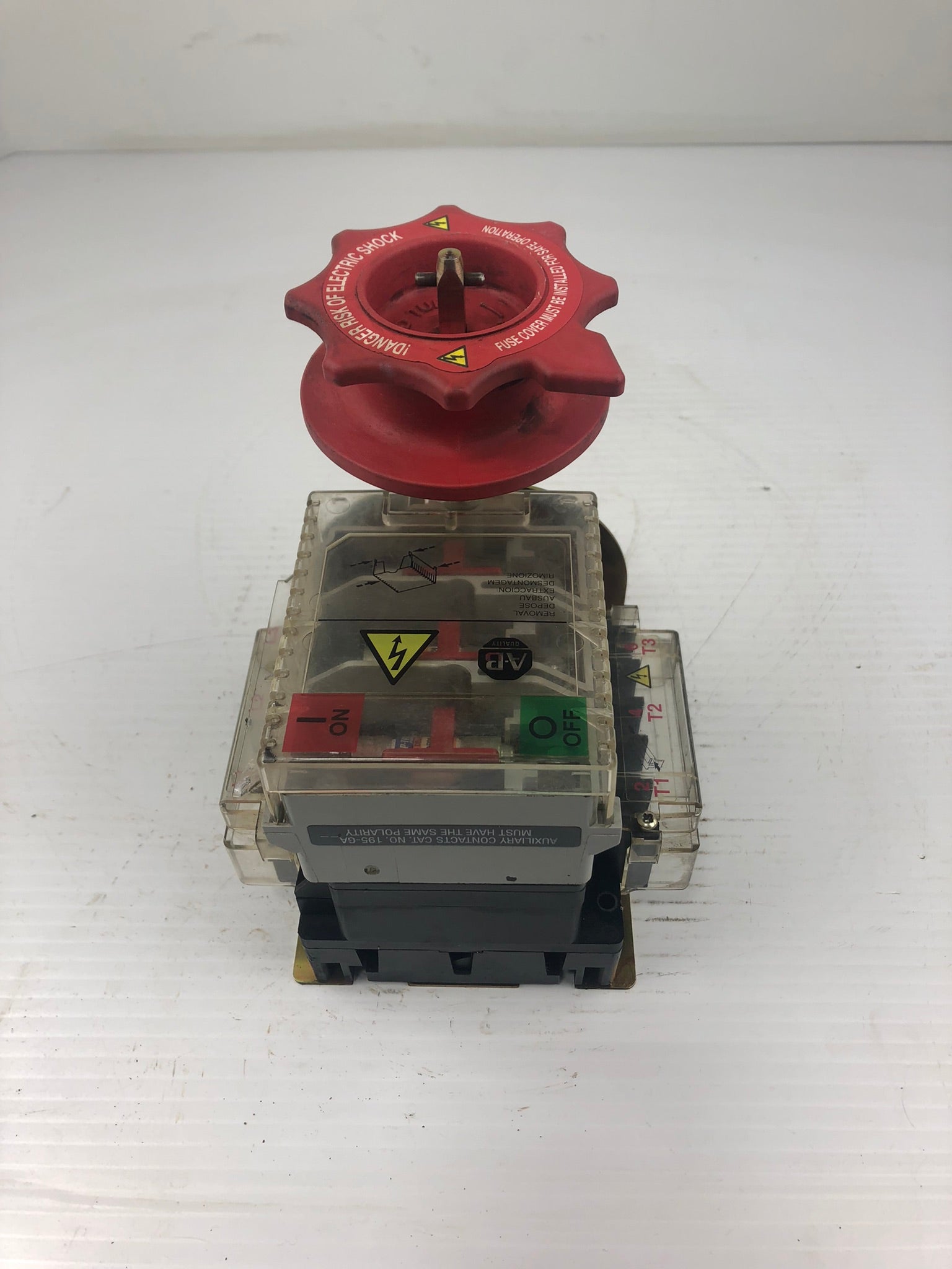 Allen-Bradley 194RF-NC030* Ser A Fused Disconnect Switch Mounted