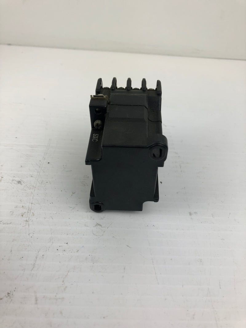 Fuji Electronic 1RH431 Auxiliary Relay SRC50-3 300VAC