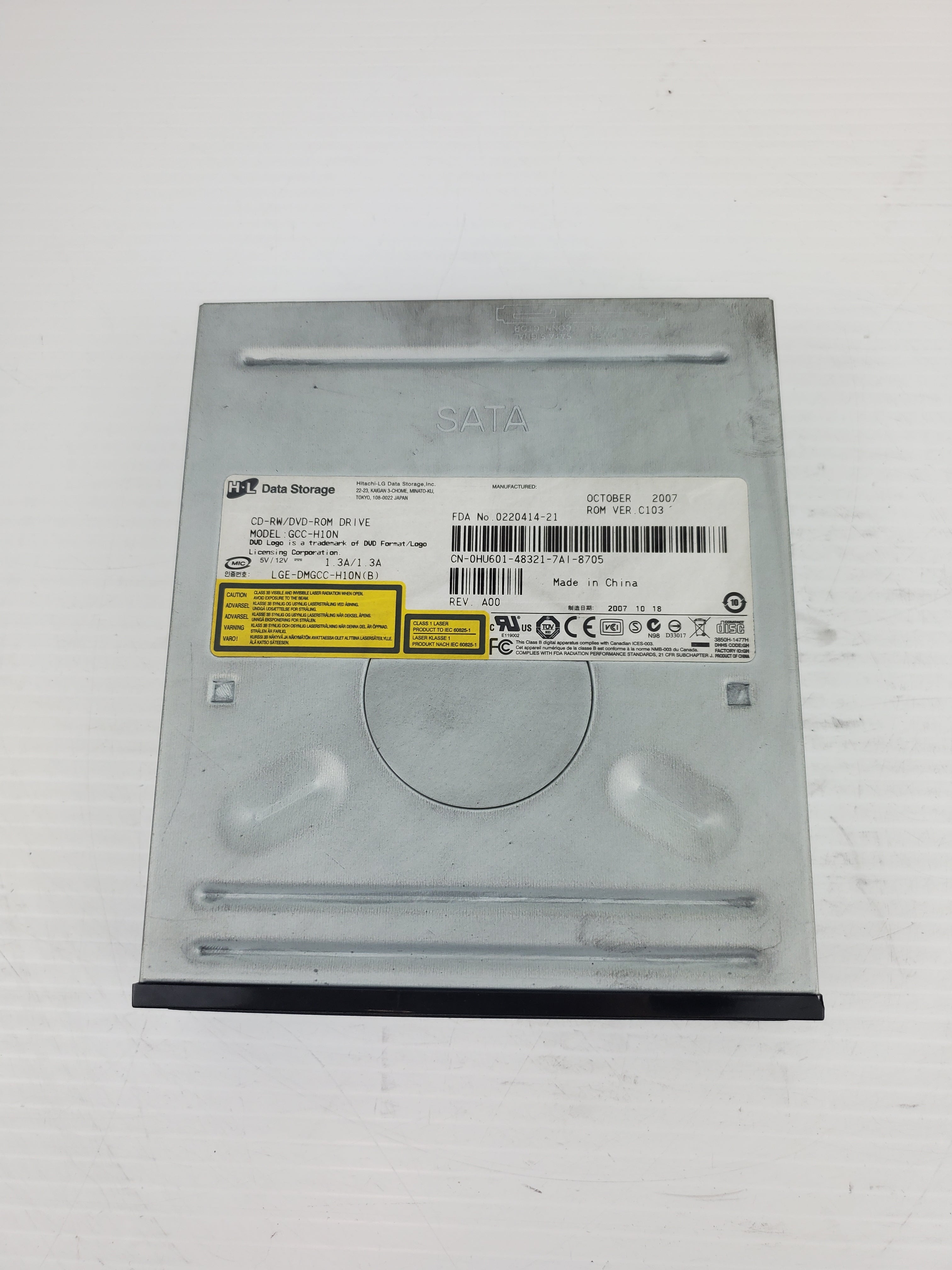 H-L Data Storage GCC-H10N CD-RN/DVD-ROM Drive