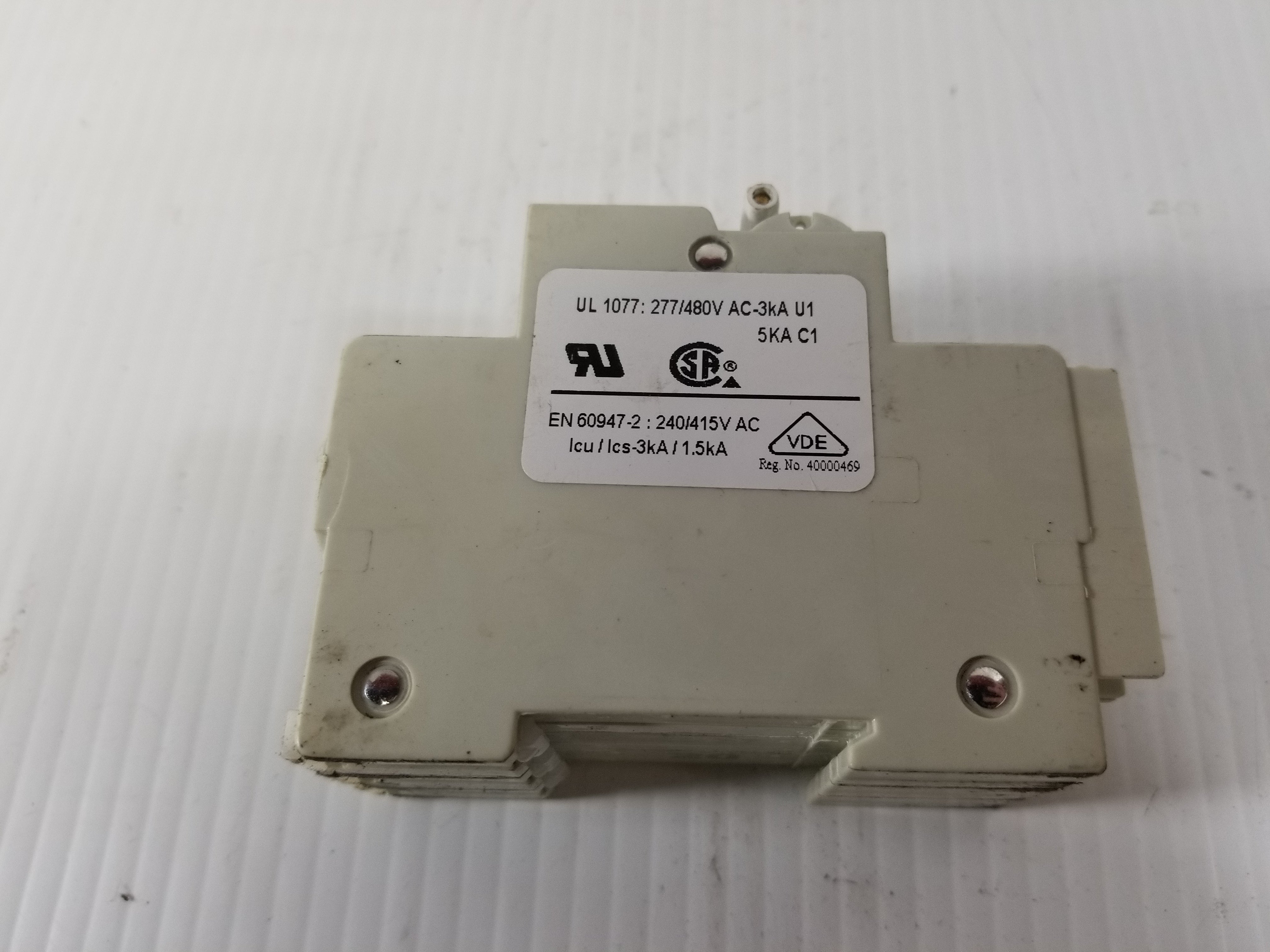 CBI QZ-3(13)-D 3-Pole 20A Circuit Breaker