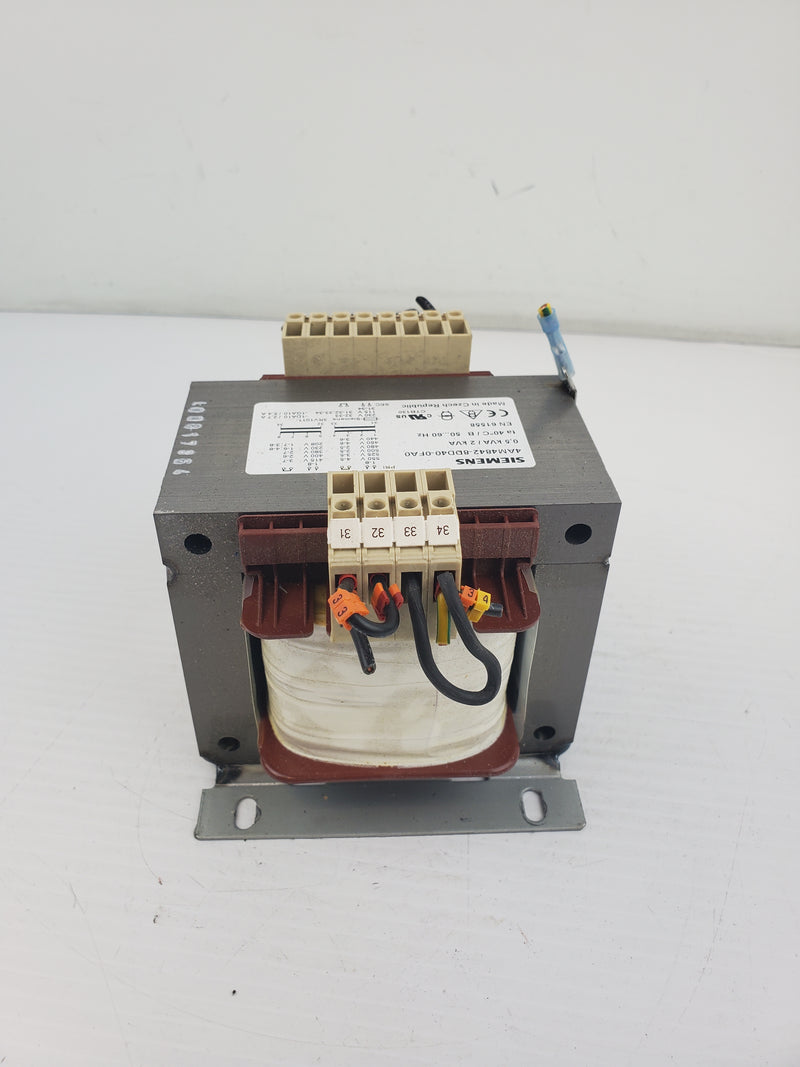 Siemens 4AM4842-8DD40-0FA0 Transformer 0.5KVA/2KVA 50/60HZ