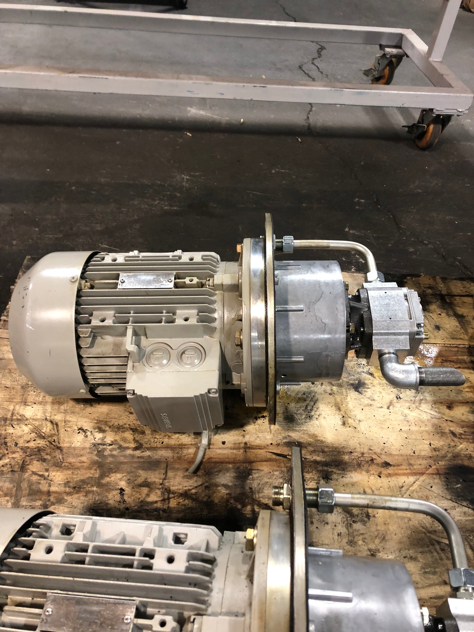 Siemens 1LA71134AA61-Z Motor with Attachment