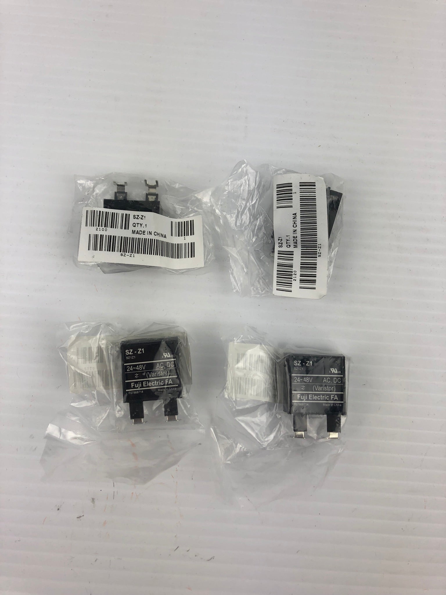 Fuji Electric SZ-Z1 Surge Suppressor 24~48V AC,D - Lot of 4