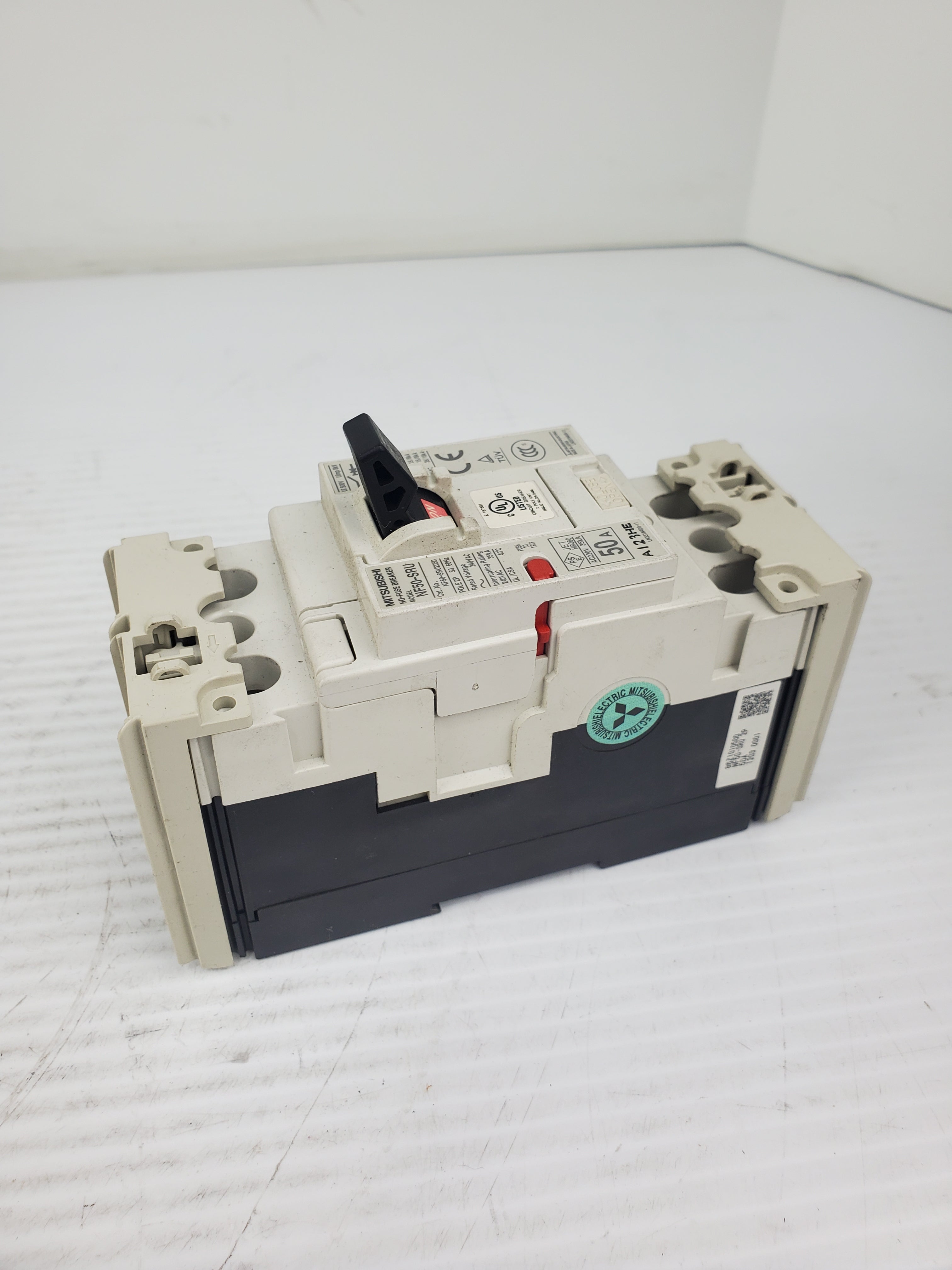 Mitsubishi NF50SRU No Fuse Circuit Breaker NF50SRU2050 2 Pole 50/60Hz