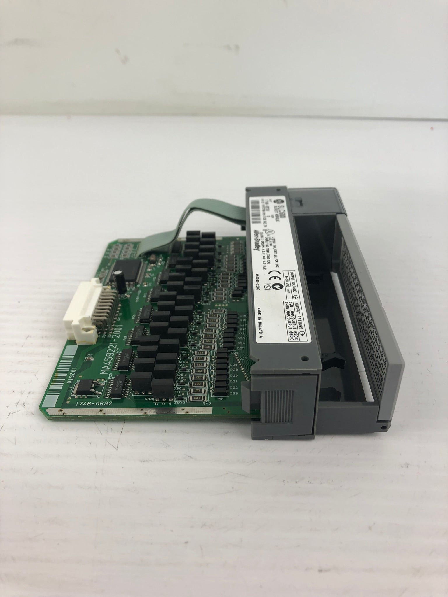 Allen-Bradley 1746-0B32 Output Module Series D SLC500