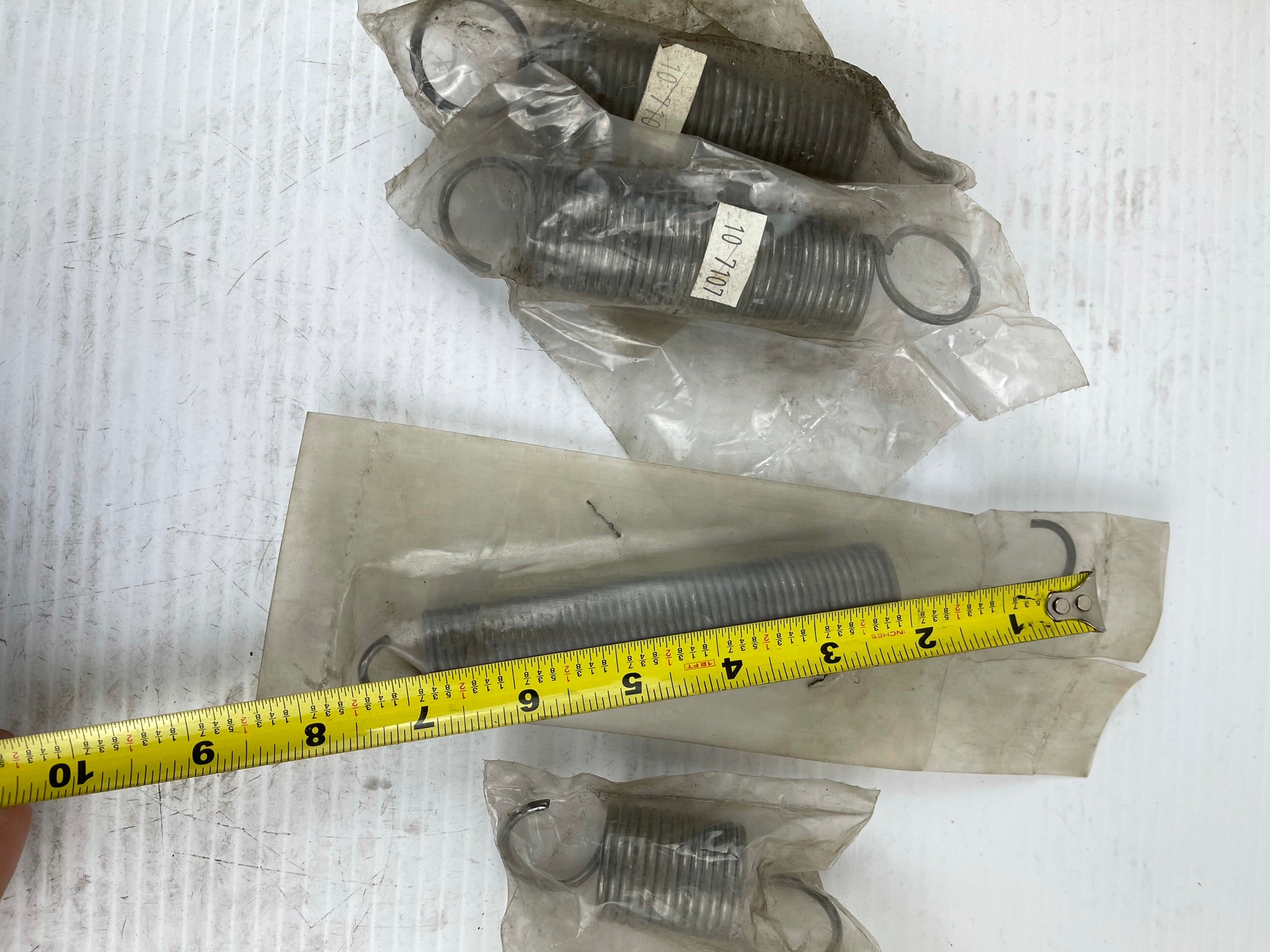 Lot of 4 Springs 10 7107 10 7108
