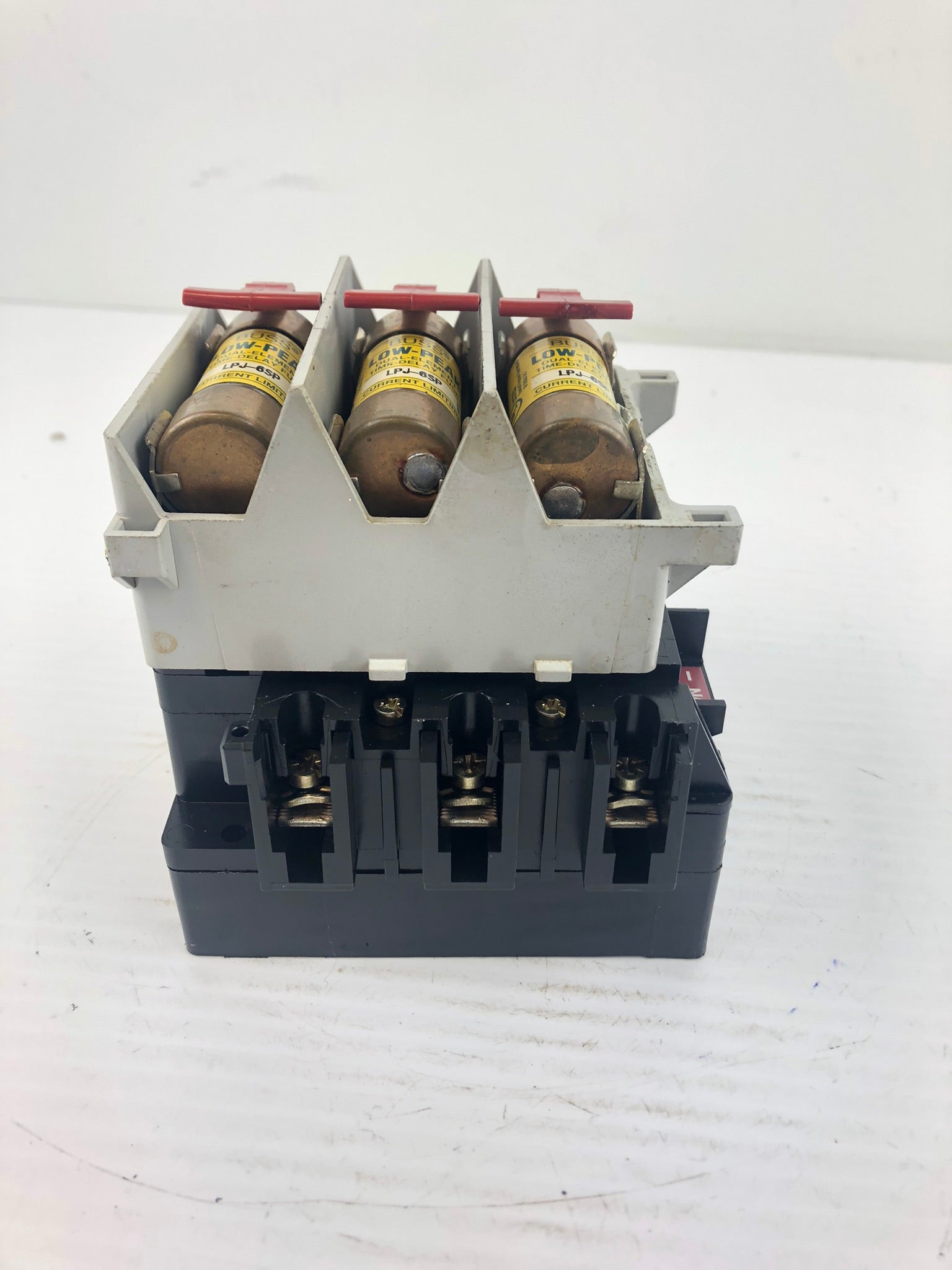 Allen-Bradley 194R-NJ030P3 Series B 3 Pole Disconnect Switch - Damaged Case