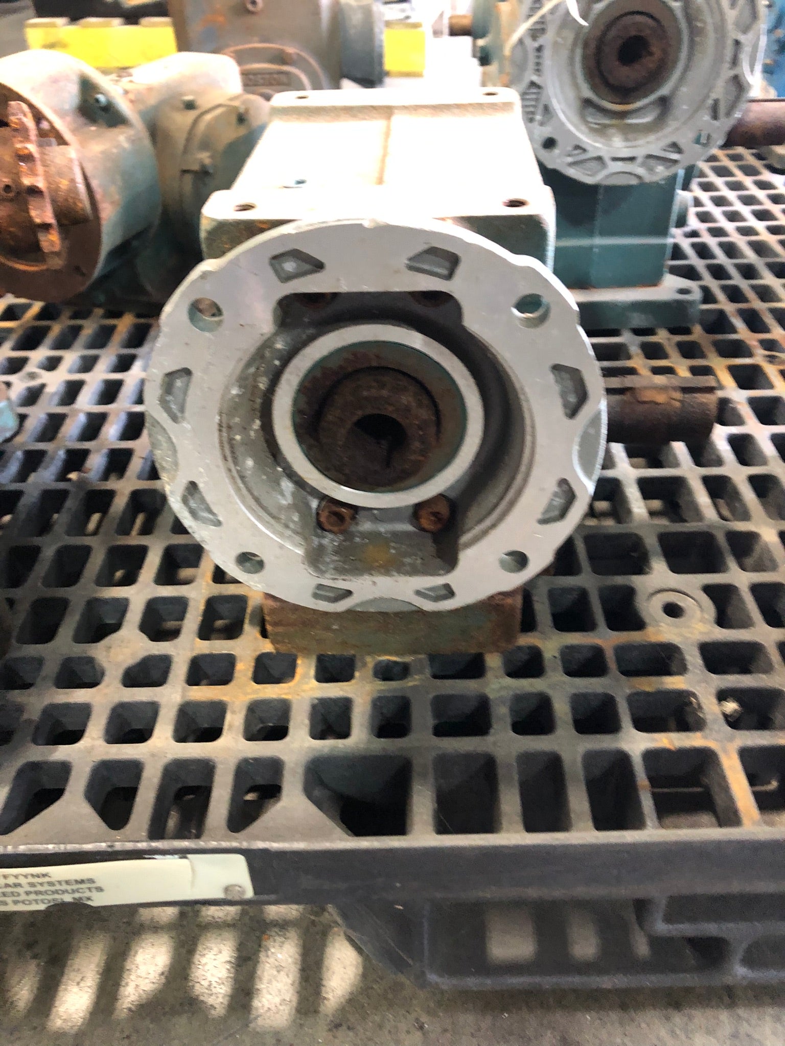 TIGEAR 30Q40R14 Gear Box Reducer Ratio 40