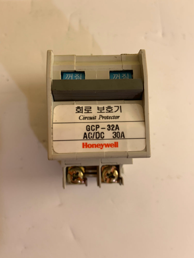 Honeywell GCP-32A Two Pole 30A Circuit Protector