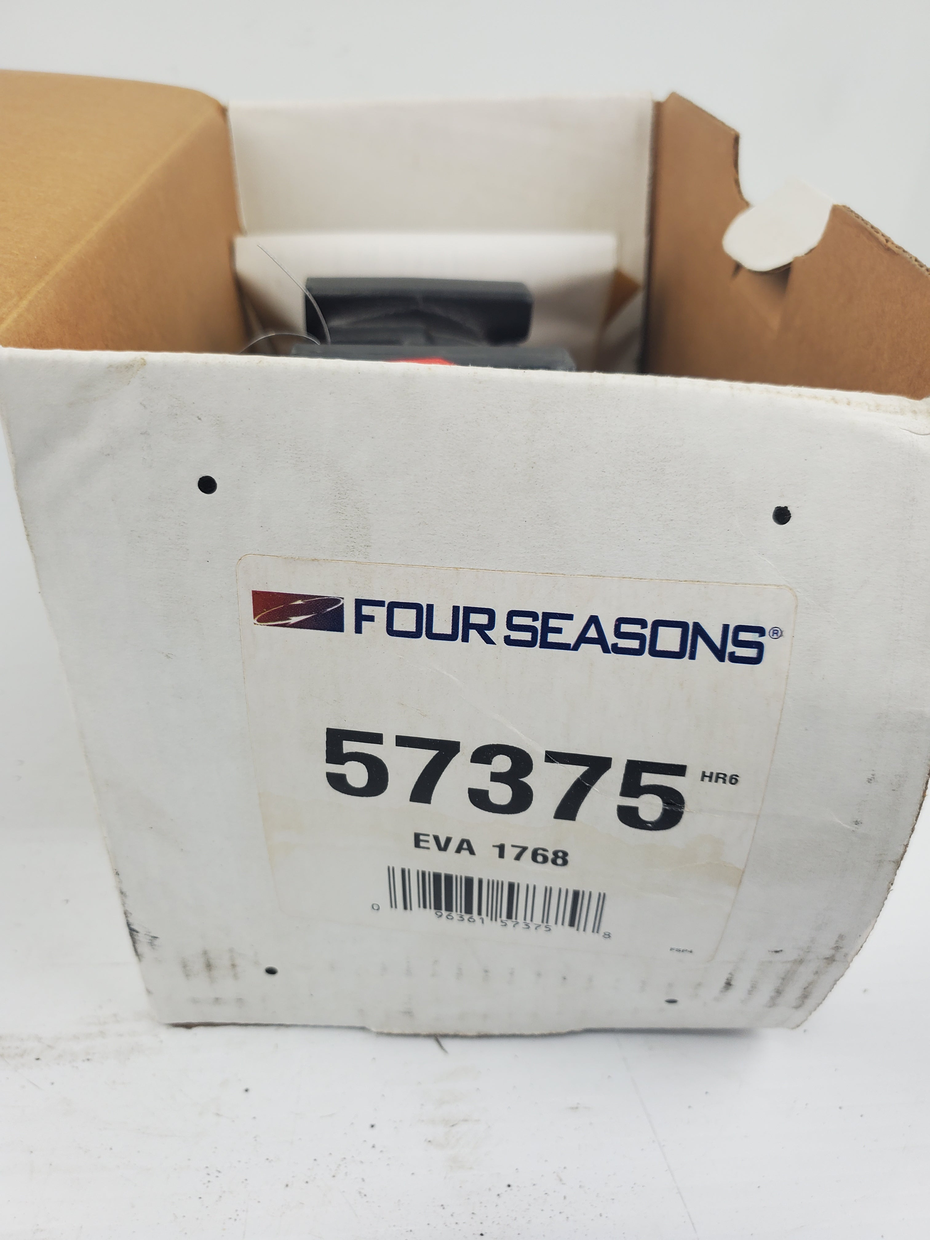 Four Seasons 57375 Compressor Remanufactured