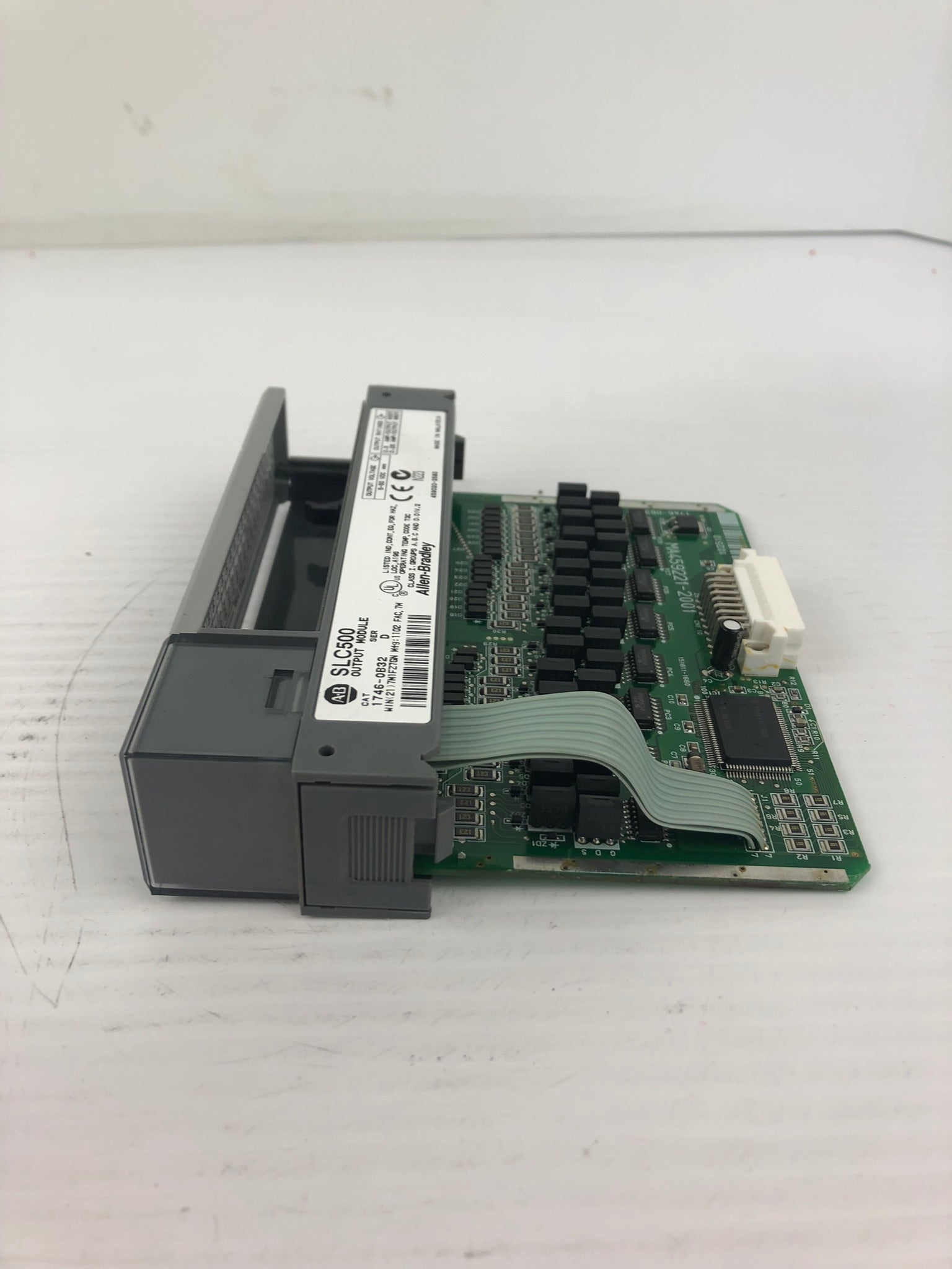 Allen-Bradley 1746-0B32 Output Module Series D SLC500