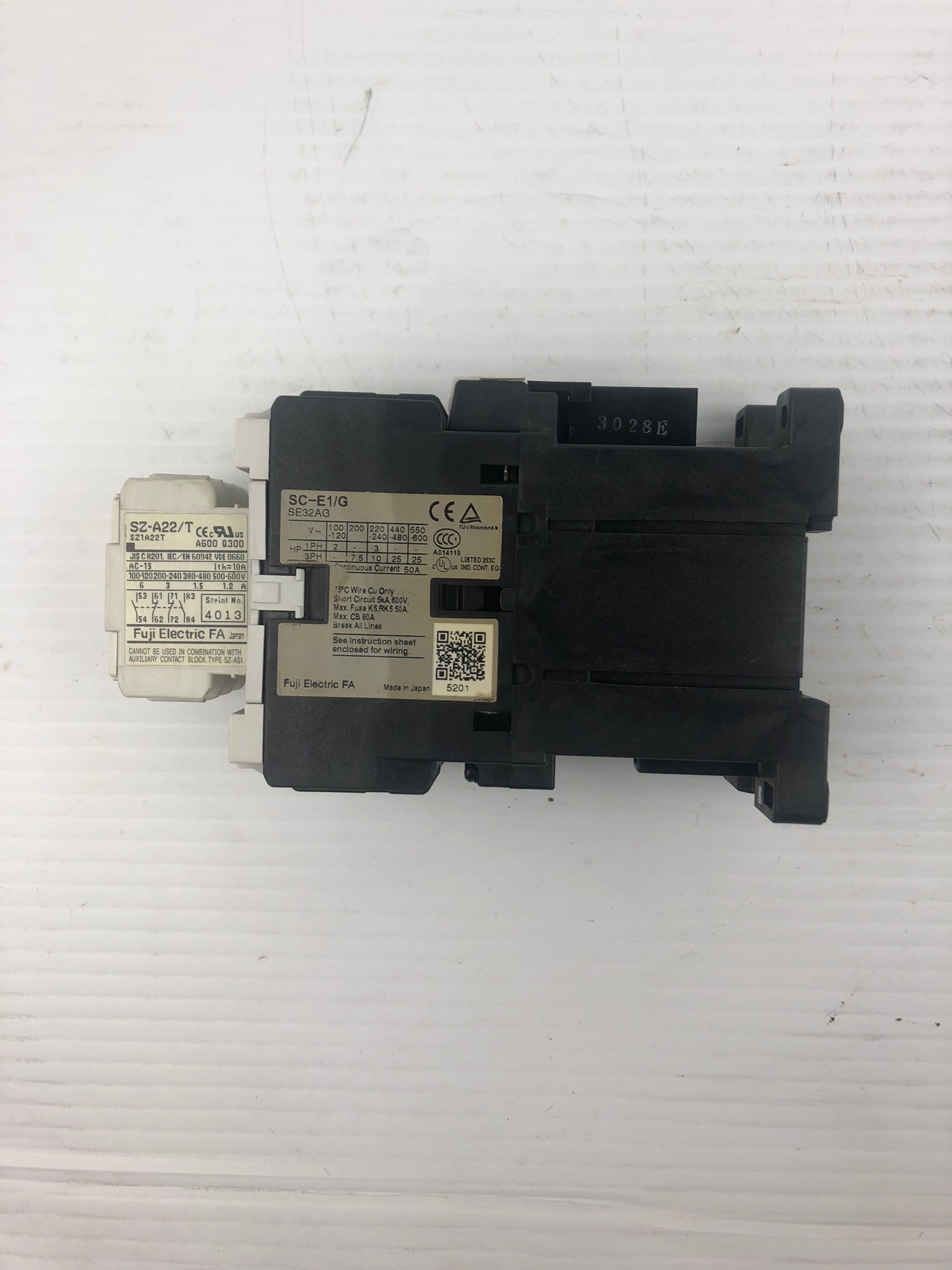 Fuji Electric SC-E1G SE 32AG Contactor Fuji SZ-A22/T Auxiliary Fuji SZ-Z31 Coil