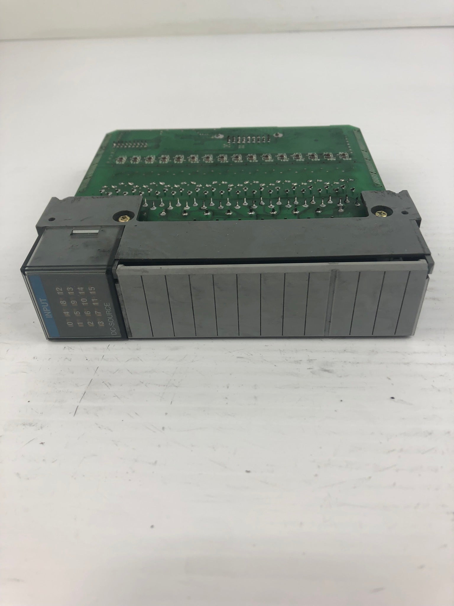 Allen-Bradley 1746-IV16 Series C Input Module SLC 500 with Cover