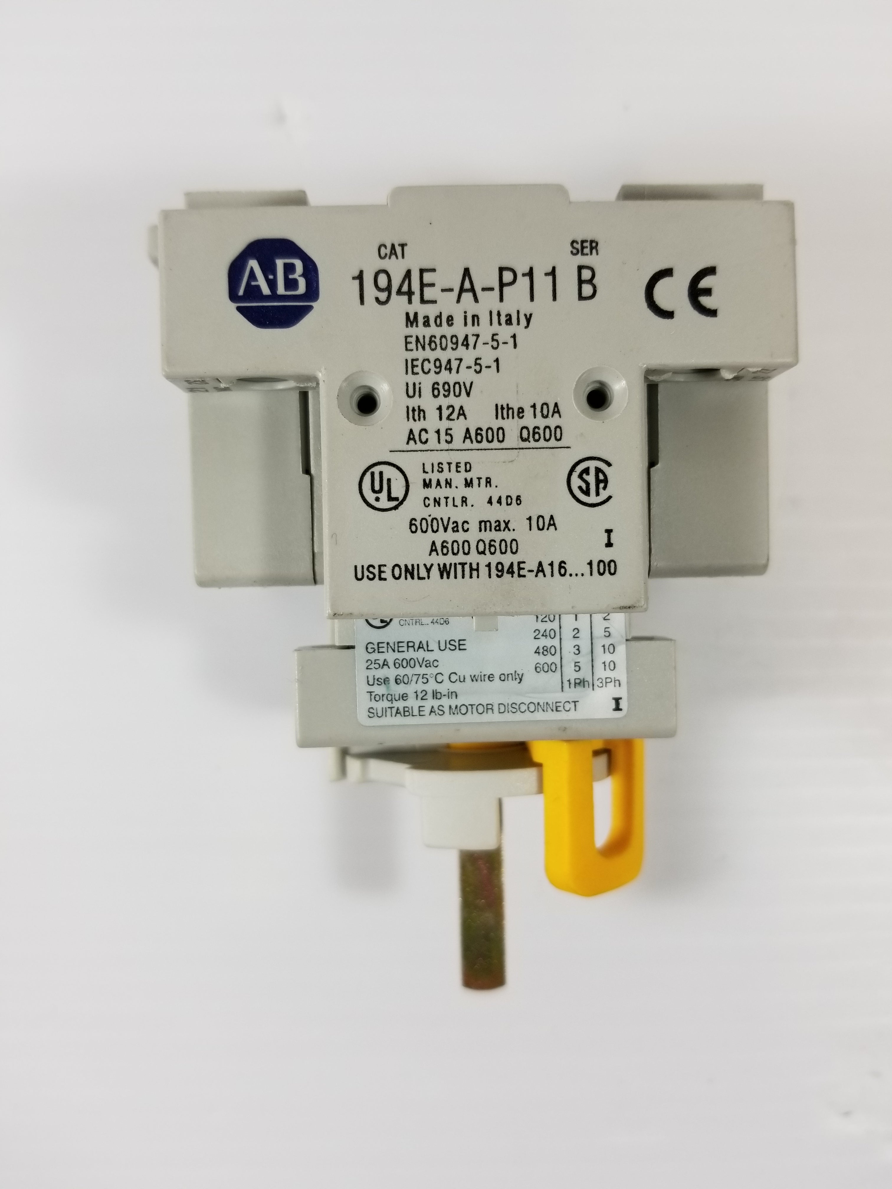 Allen-Bradley 194E-A25-1753 Disconnect Switch w/Aux Contact 194E-A-P11 Series B