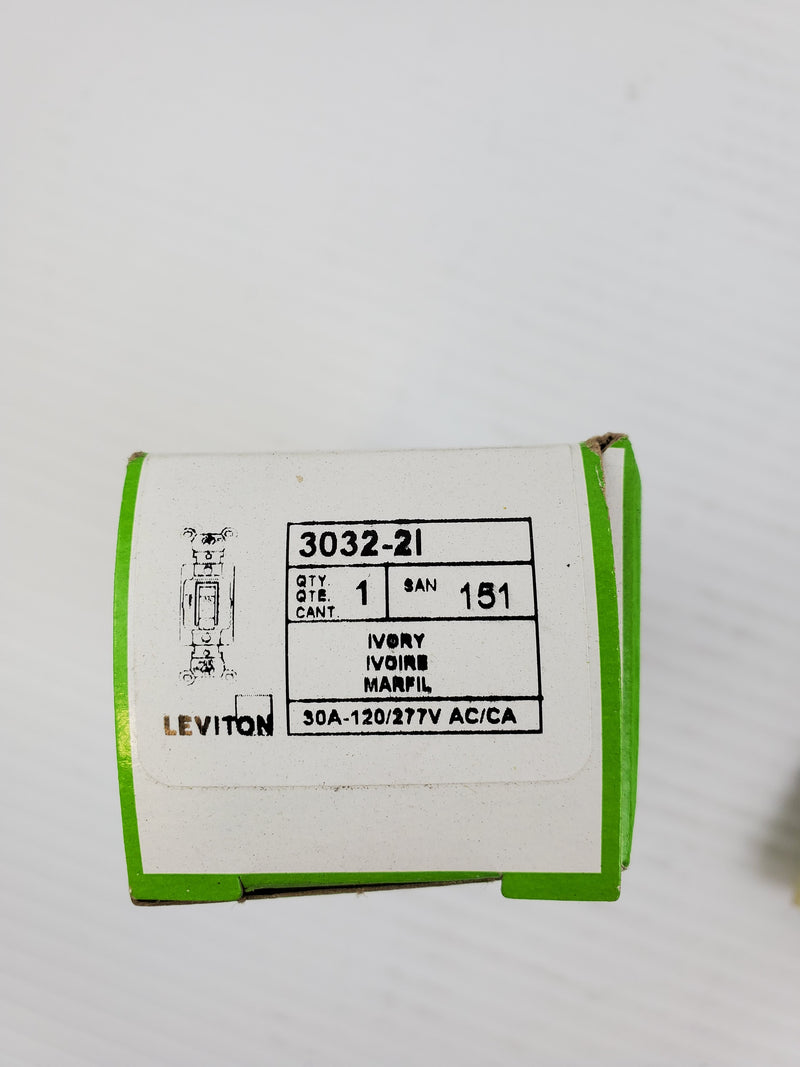 Leviton 3032-2I Ivory D.P Toggle SW Grounding Switch 30A-120/277V AC/CA