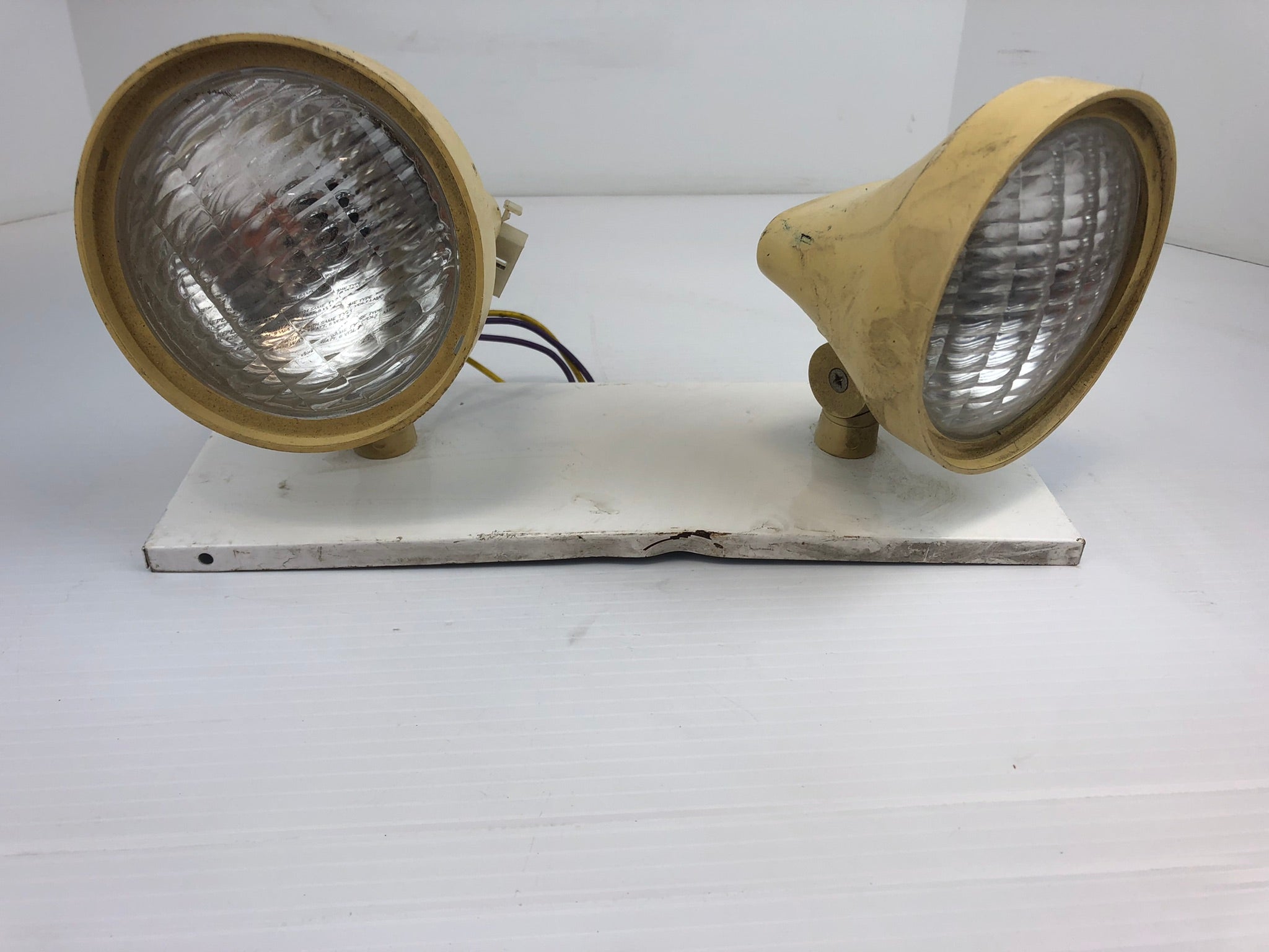 Cooper Lighting UNH-1-SRWDH Exit Sign Lights - No Exit Sign