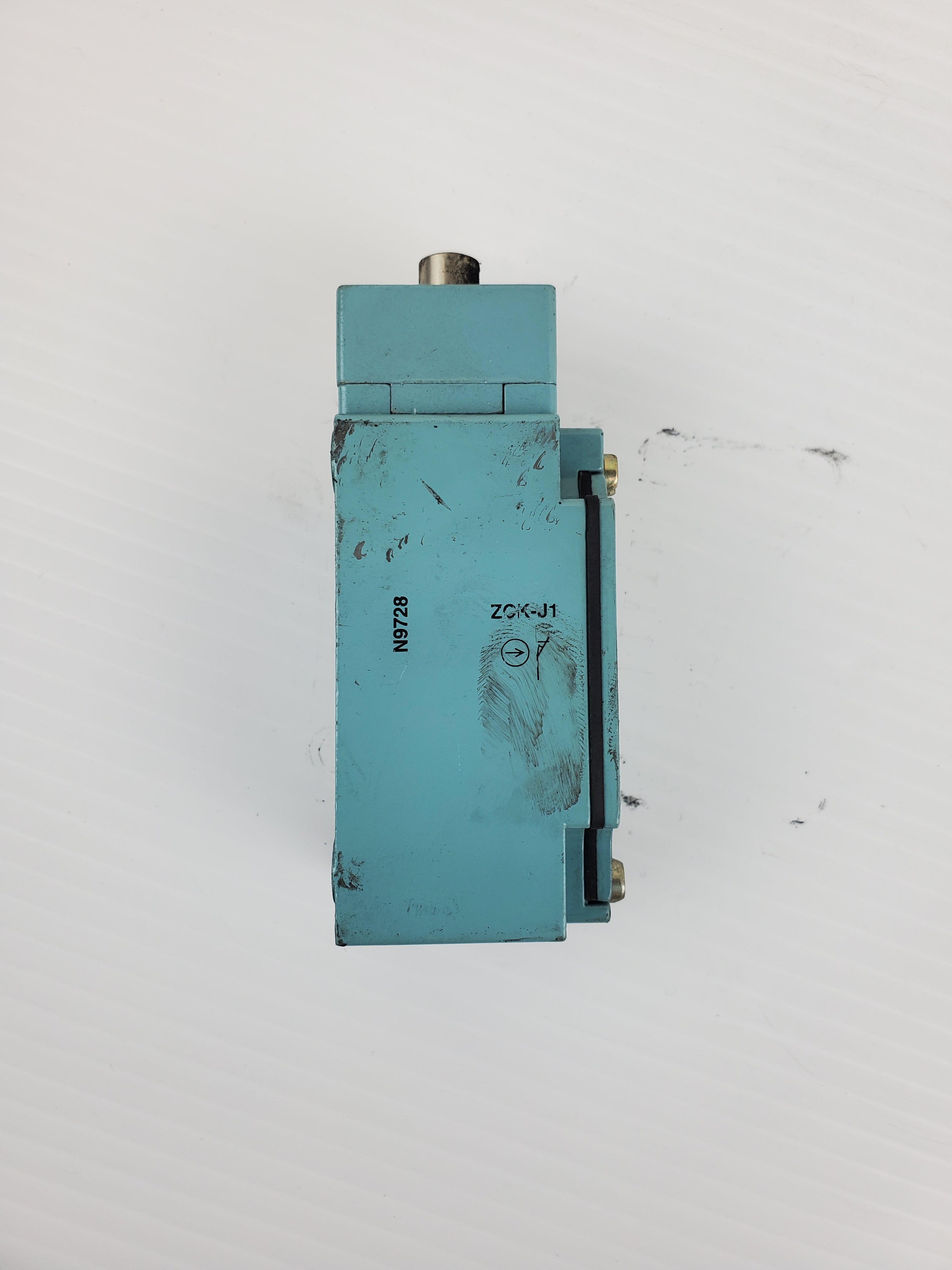 Telemecanique XCK-J Limit Switch