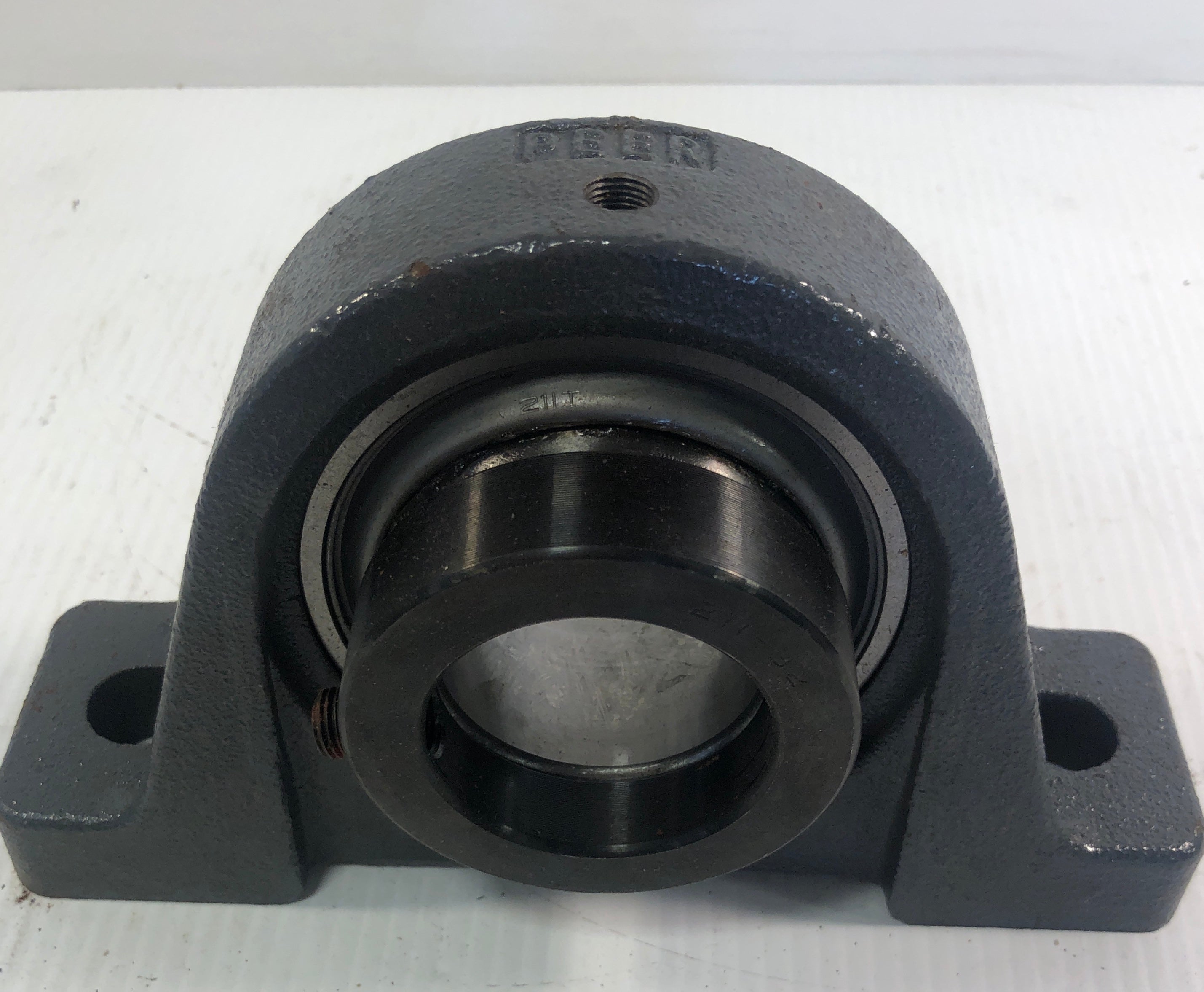 Peer Pillow Block Bearing 211T HG21132