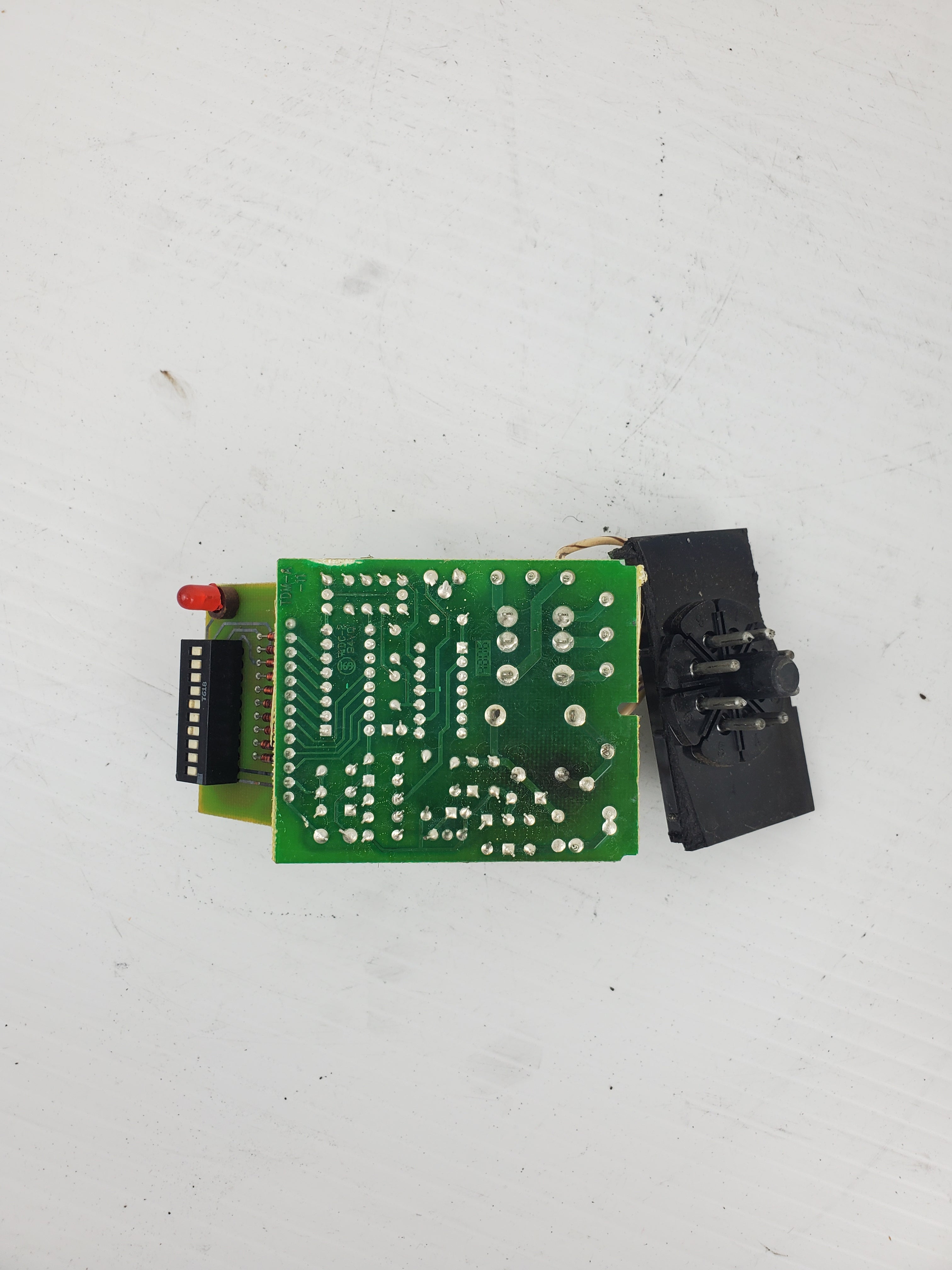 Omron LY2-0 Relay with DC-294V0 Circuit Board