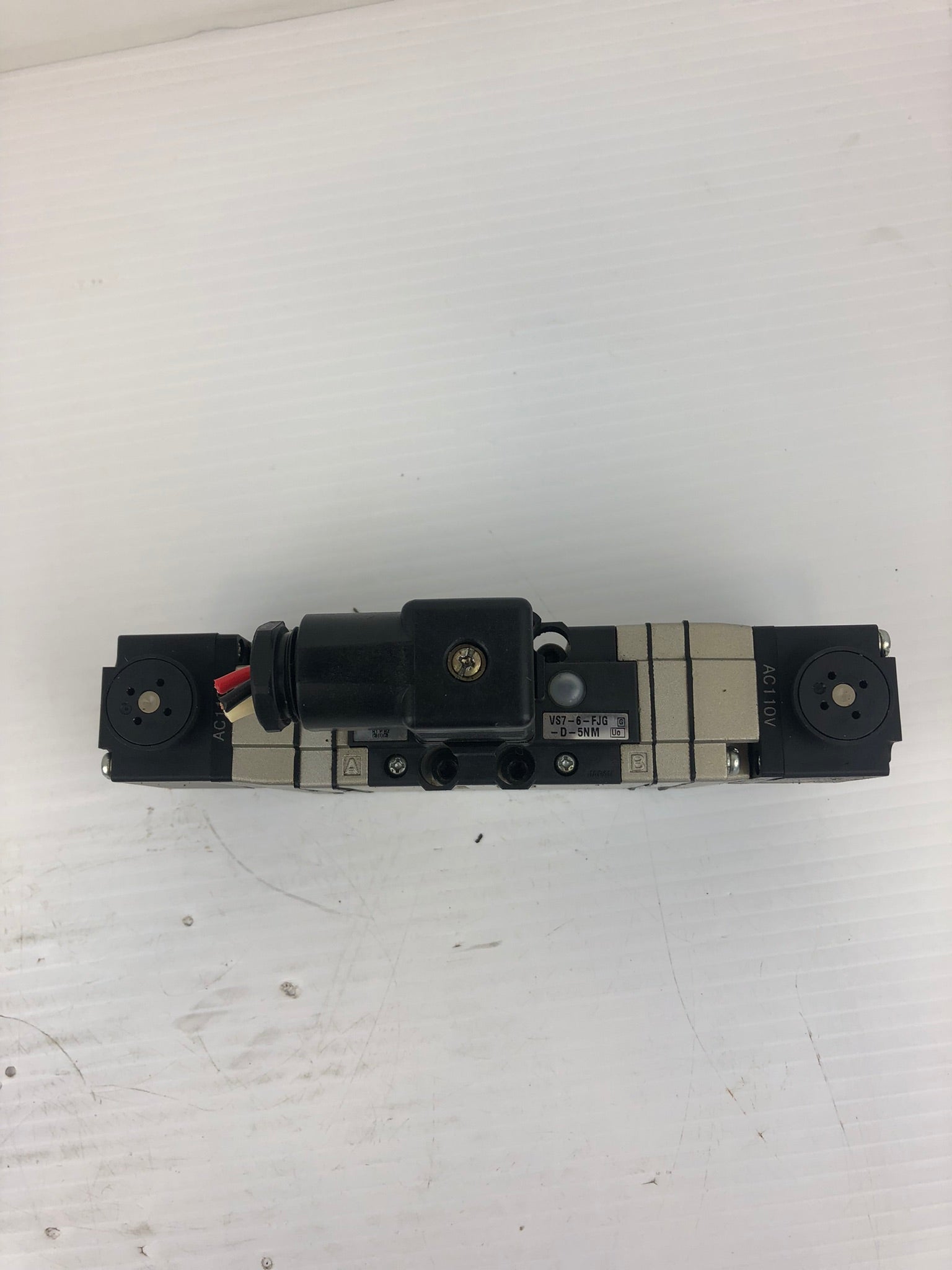 SMC VS7-6-FJG-D-5NM Solenoid Valve
