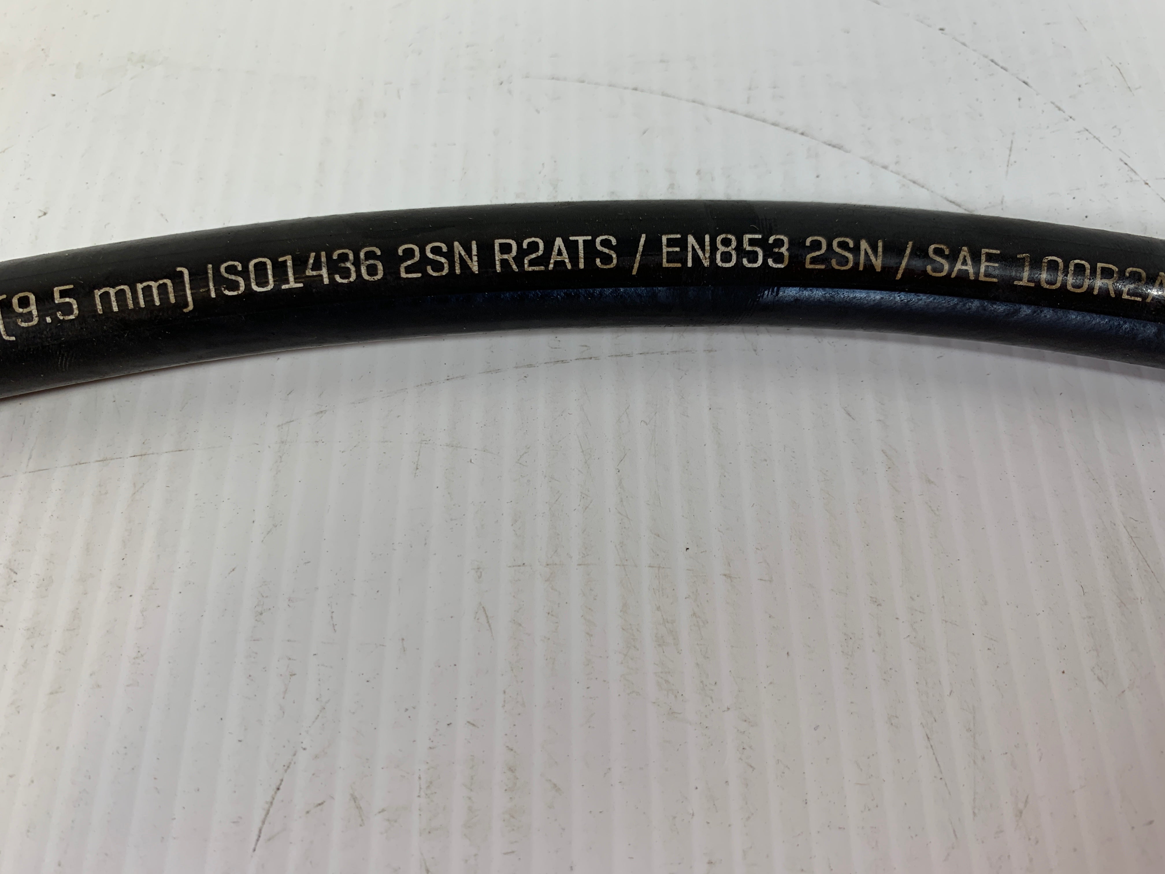 Hydraulic Hose 2G-11C 3/8" 4800 PSI EN853 2SN Flame Resistant ~18-3/8" L