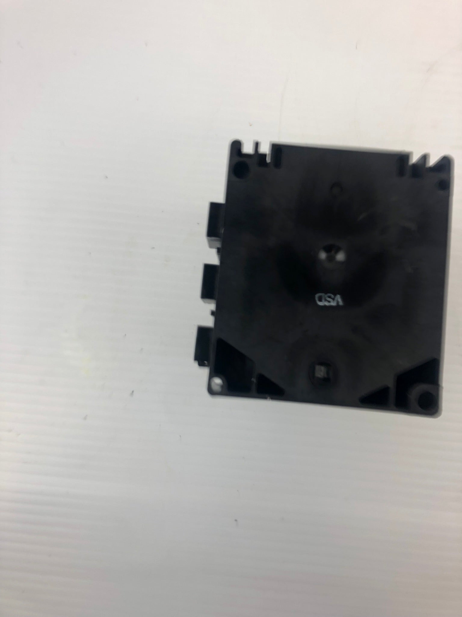 Allen-Bradley 194R-NJ030P3 Fuse Series B 3-Pole Molded Case Switch - Broken Pc