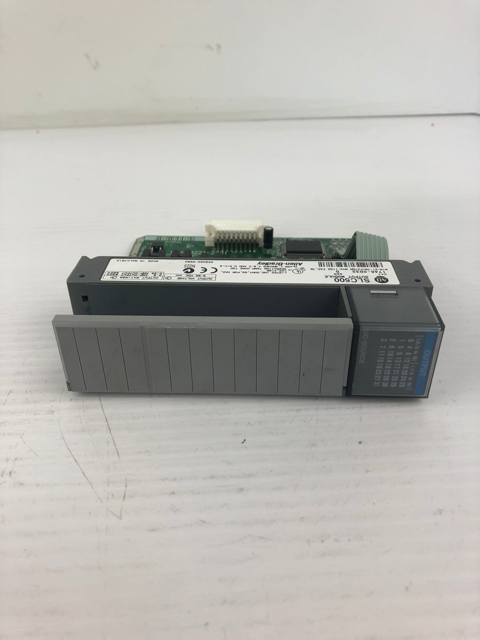 Allen-Bradley 1746-0B32 Output Module Series D SLC500