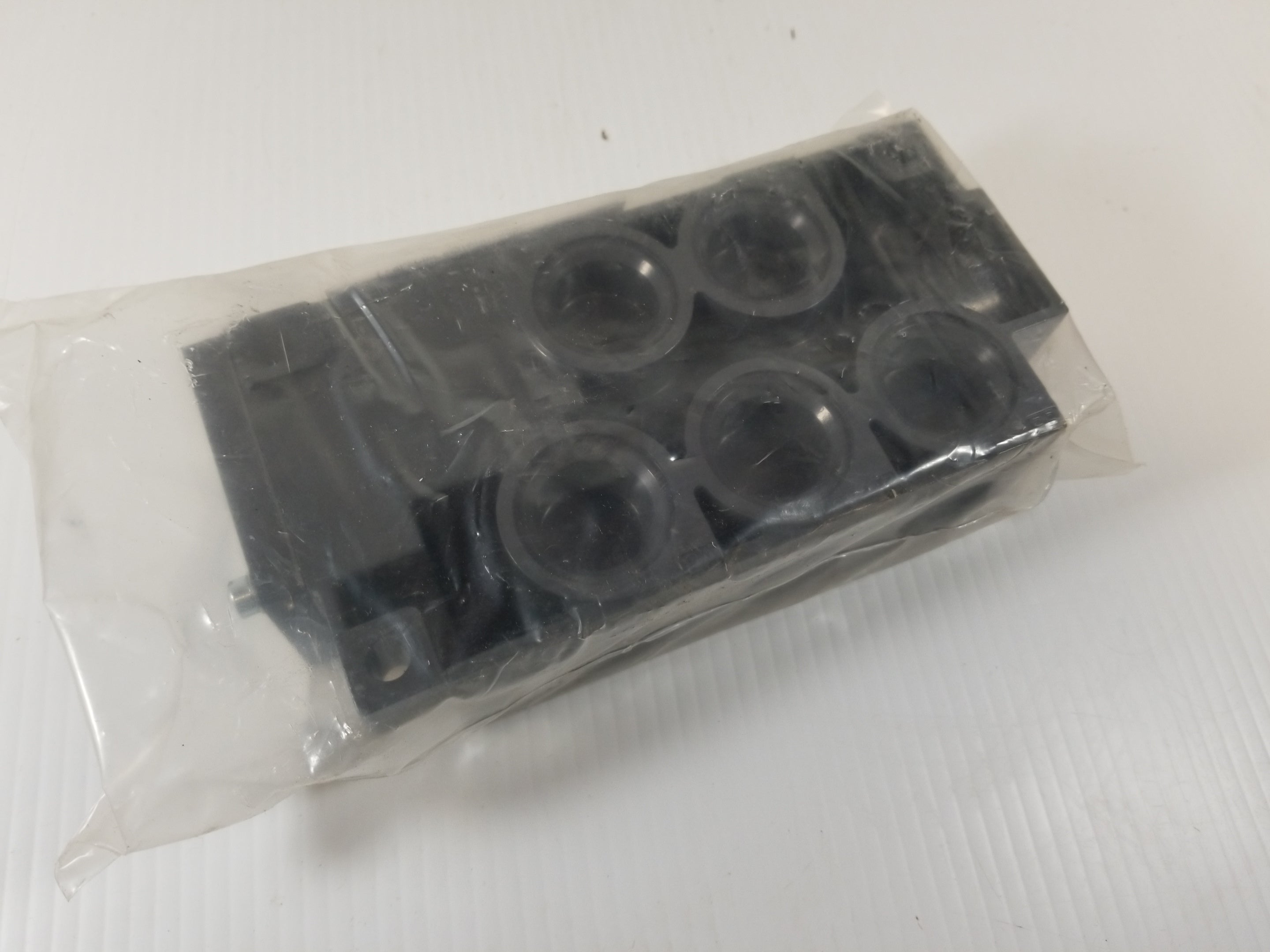 Numatics 203-622 Pneumatic Valve Block/Base