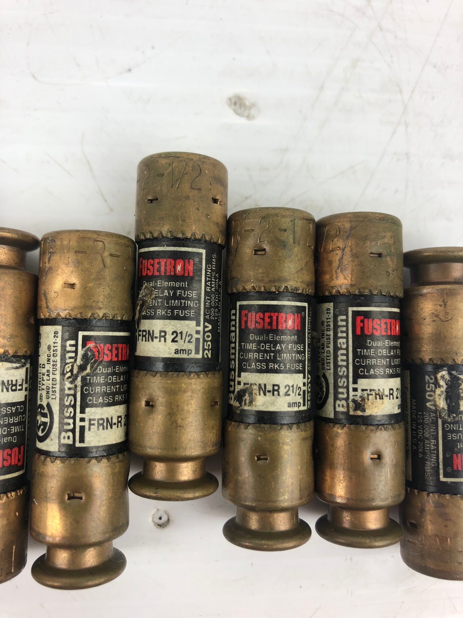 Fusetron FRN-R 2-1/2 Dual Element Time Delay Fuse - Lot of 8